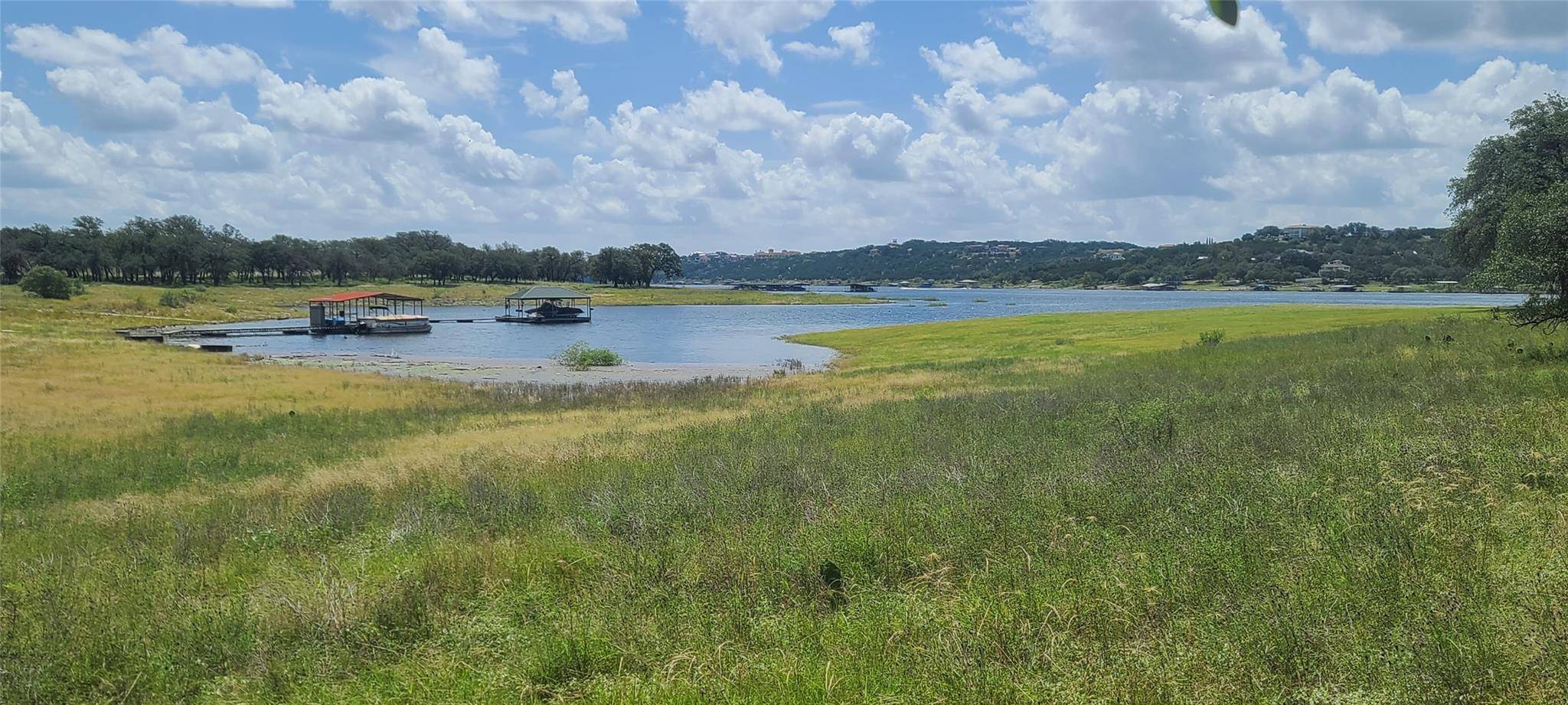 1303 Robin TRL, Lago Vista, TX 78645