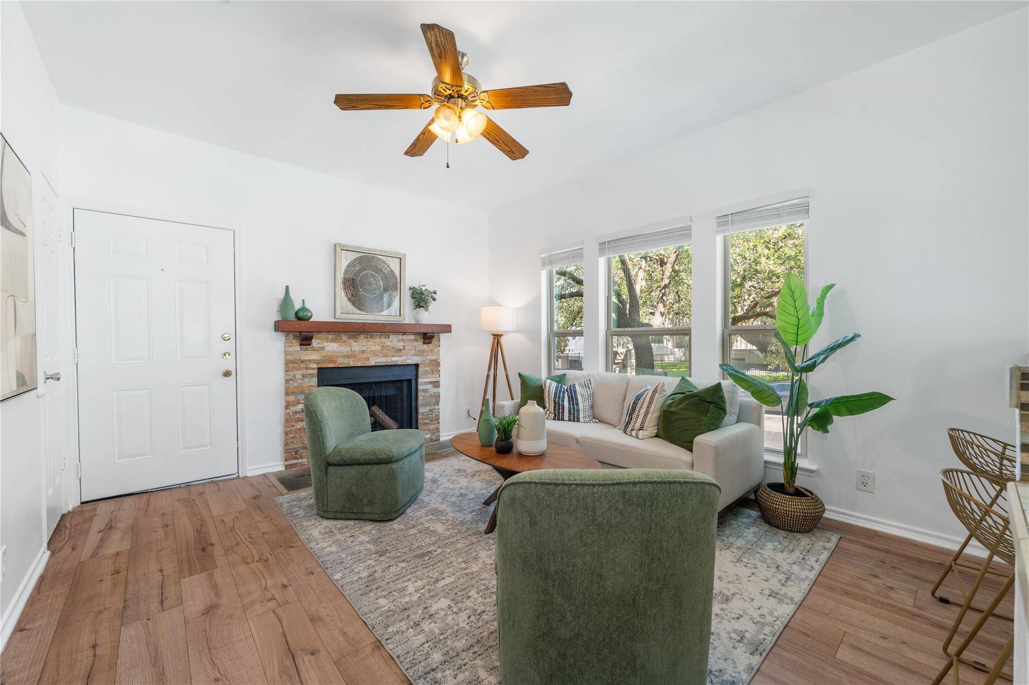 2414 Longview ST #101, Austin, TX 78705