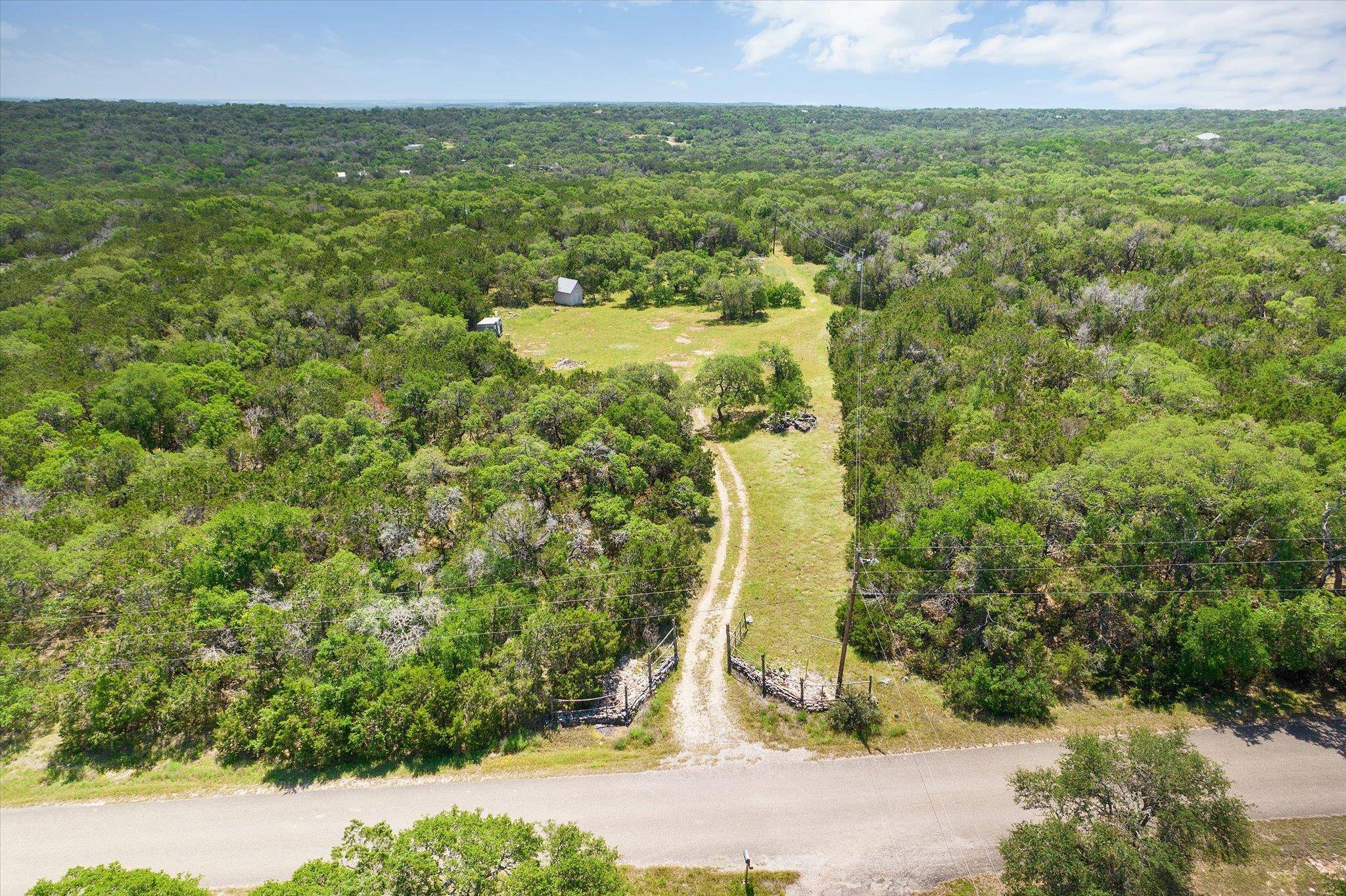 700 Oak Grove RD, San Marcos, TX 78666