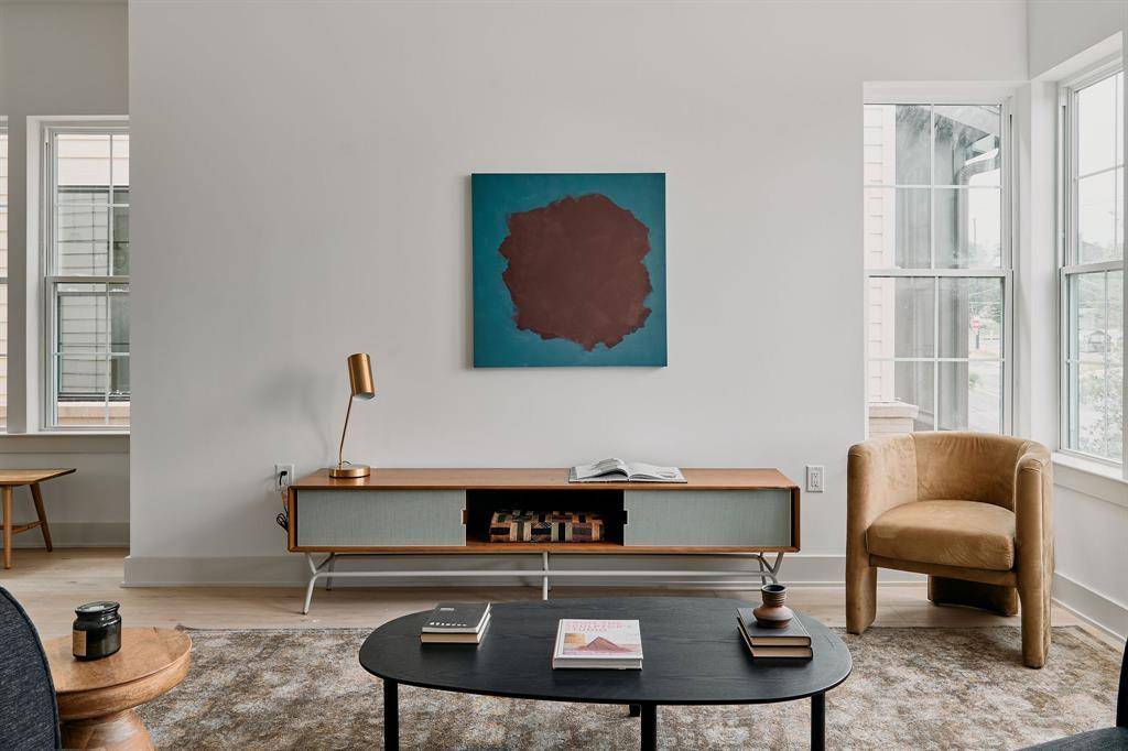 2209 Woodland Ave #601, Austin, TX 78741