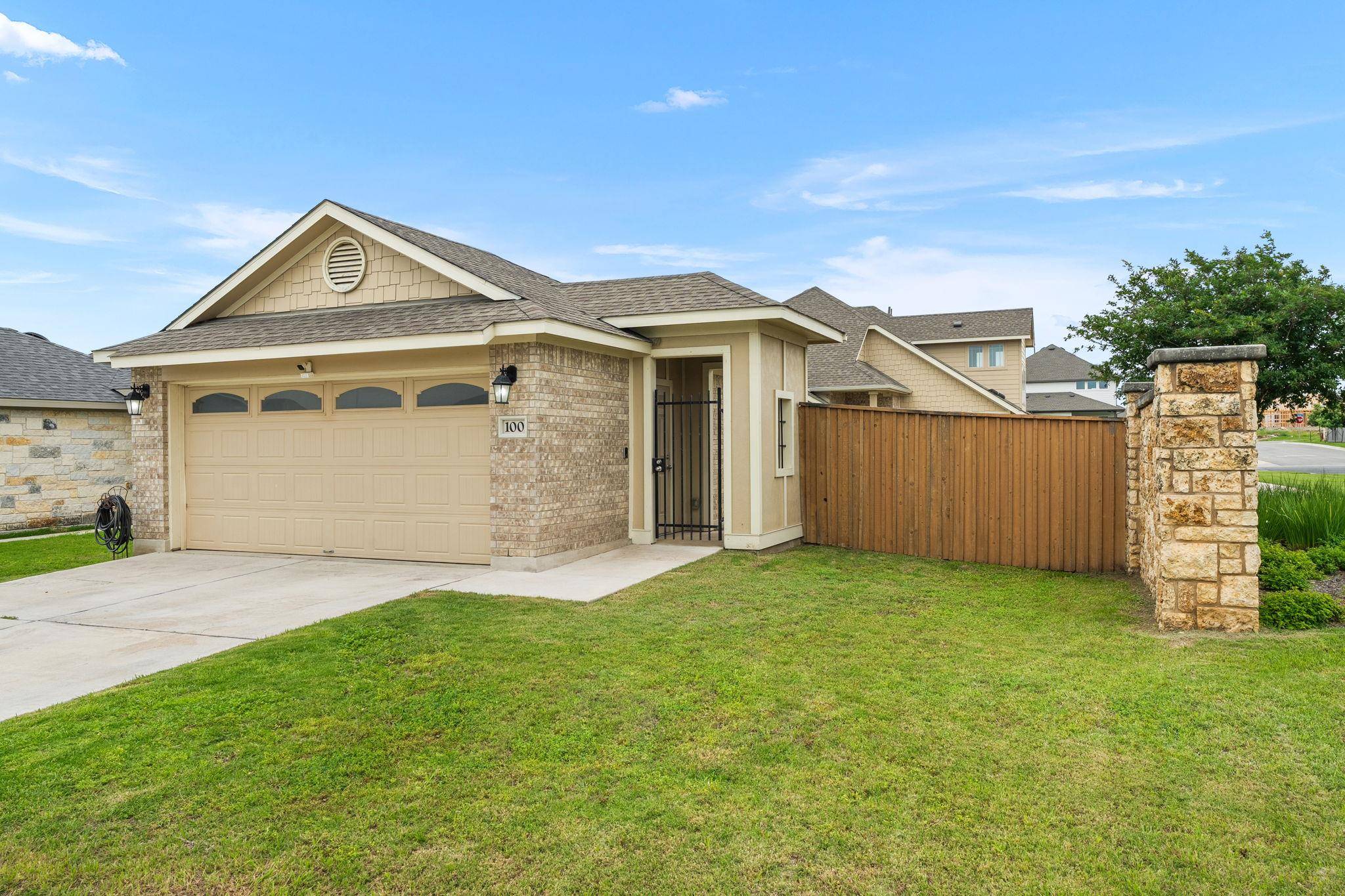 100 Arabian Colt DR, Georgetown, TX 78626