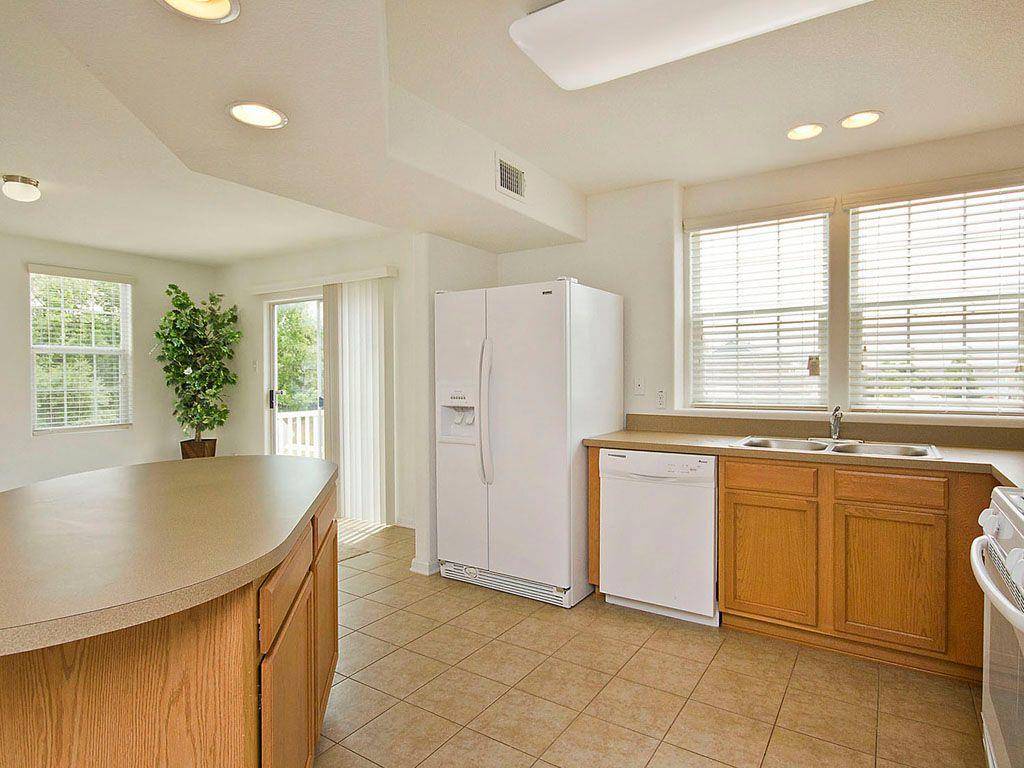 124 Trestle Tree ST #AB, San Marcos, TX 78666