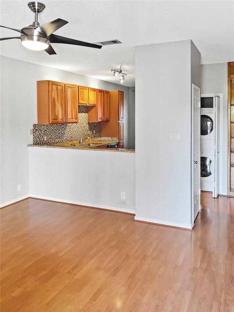 2414 Longview ST #206, Austin, TX 78705