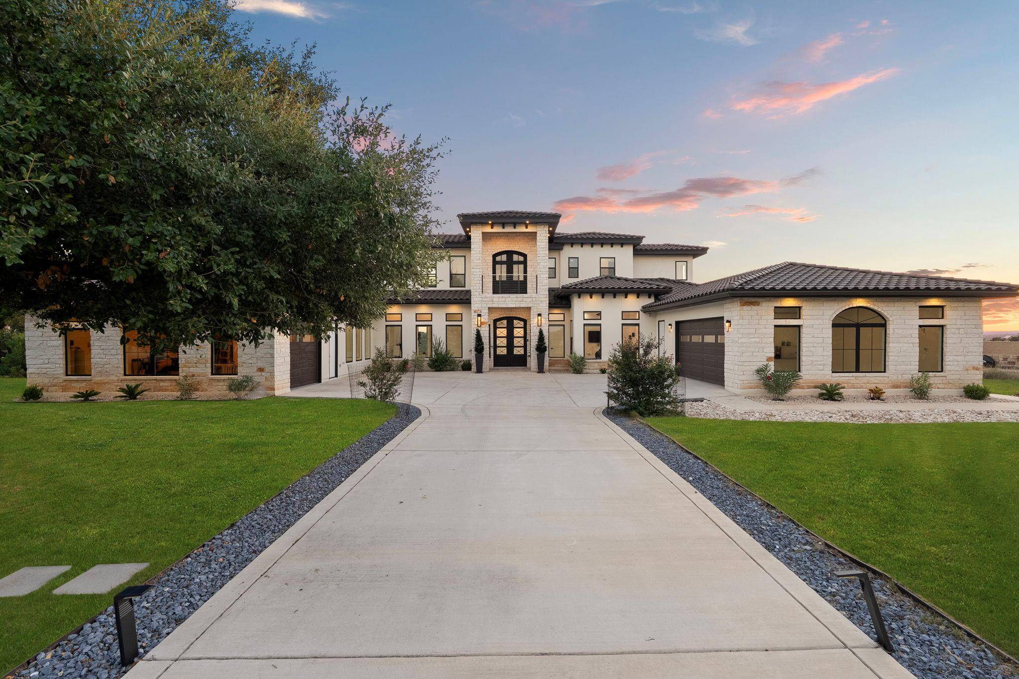 1178 Mystic PKWY, Spring Branch, TX 78070