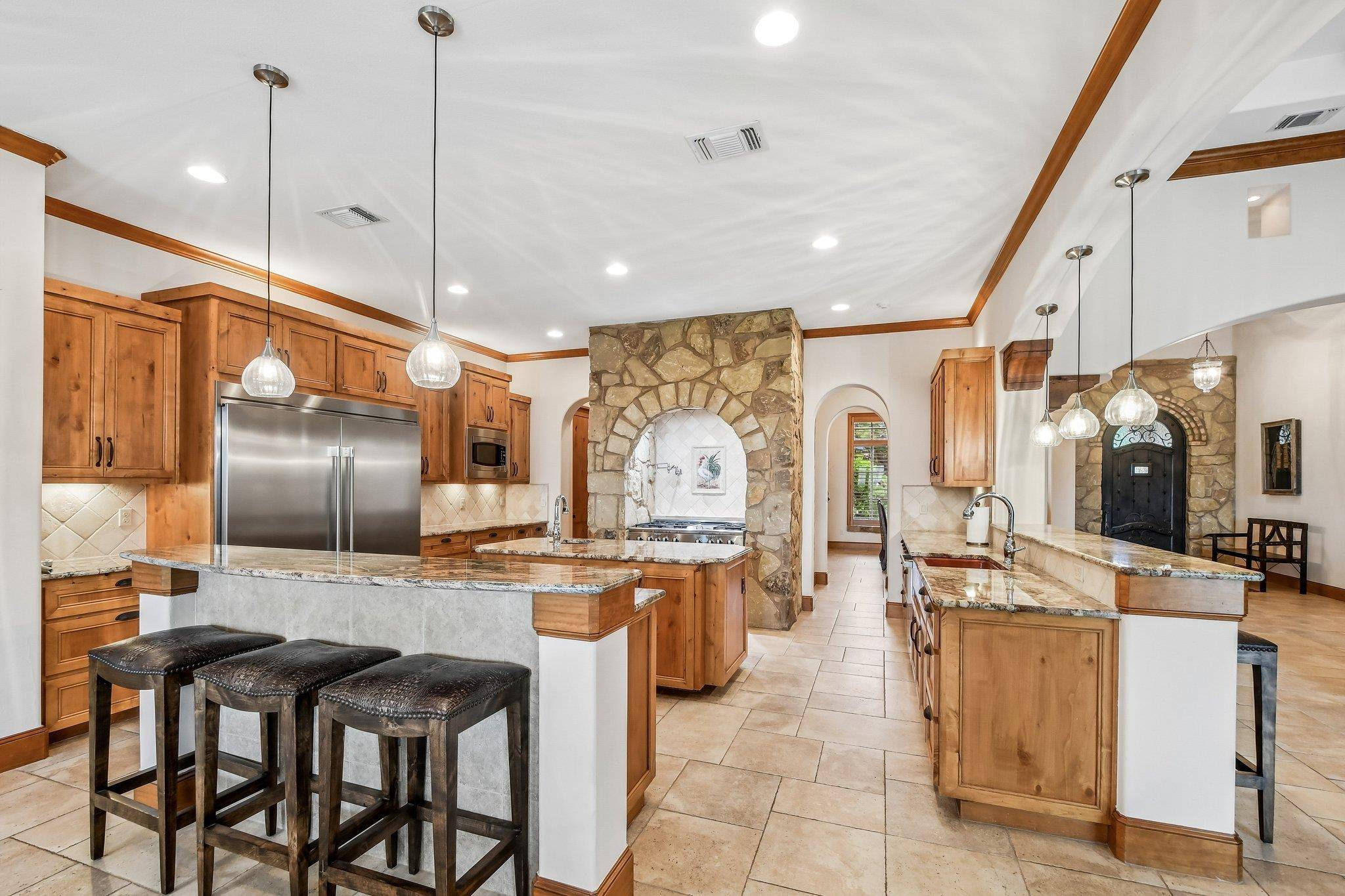 17701 Navigation LN, Jonestown, TX 78645