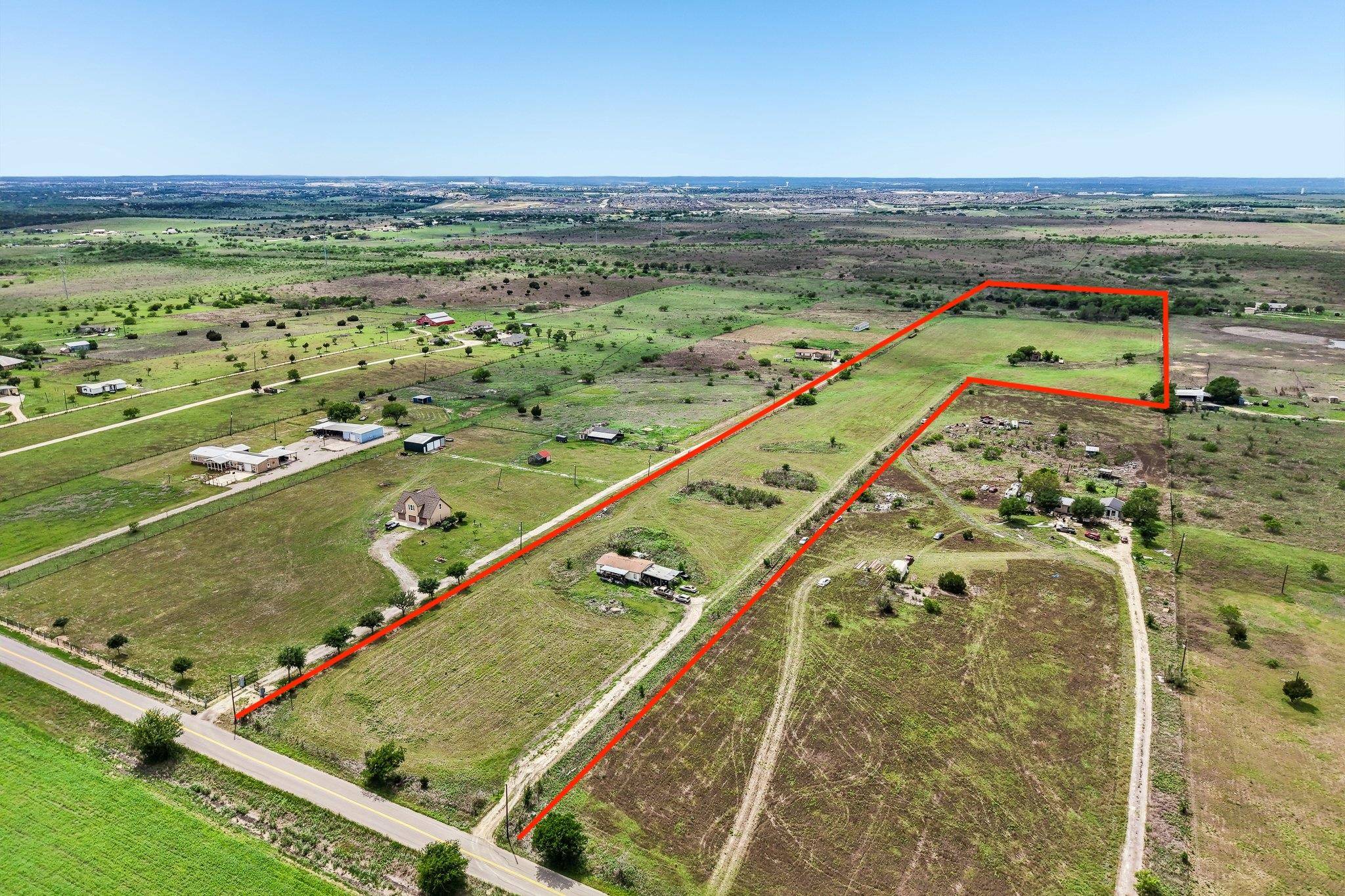 14204 Graef RD, Creedmoor, TX 78610