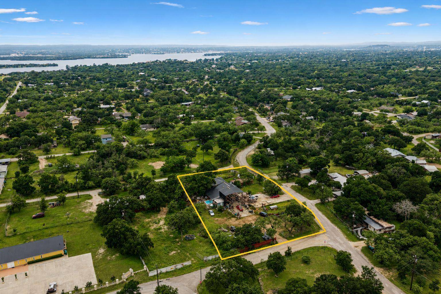 1503 Kingsoak DR, Marble Falls, TX 78654