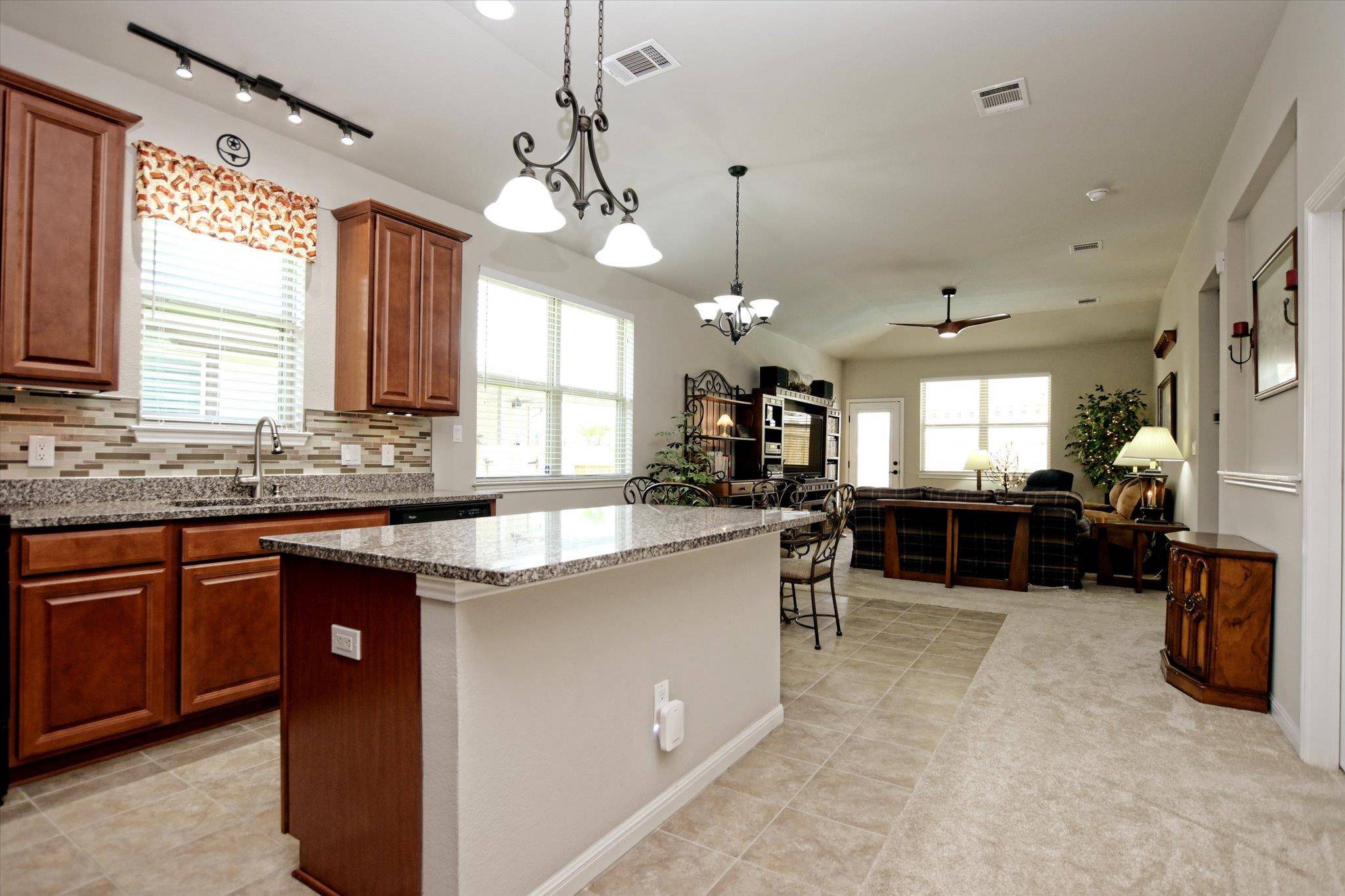 5729 Porano CIR, Round Rock, TX 78665