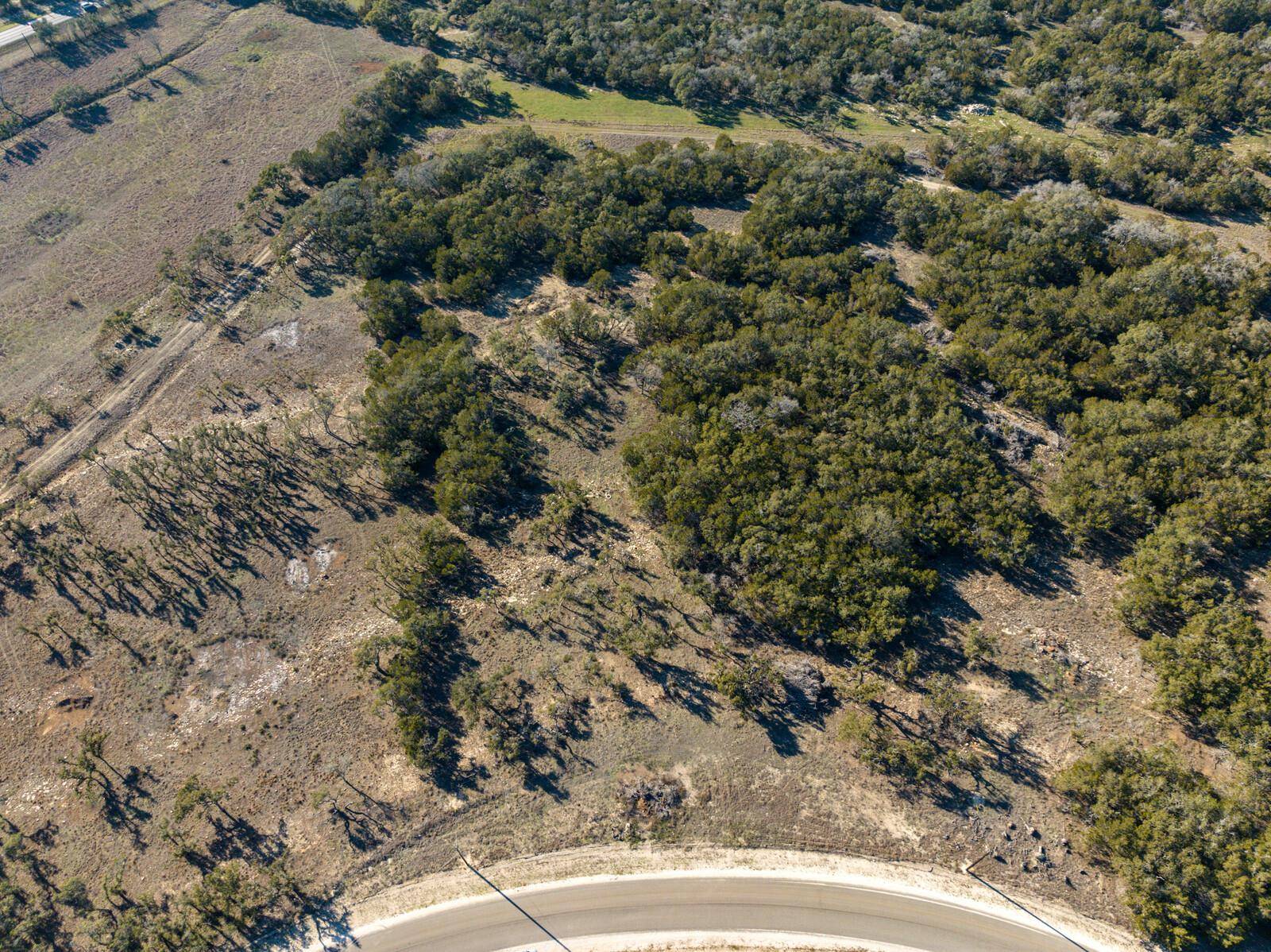 642 Windmill Ridge DR, Blanco, TX 78606