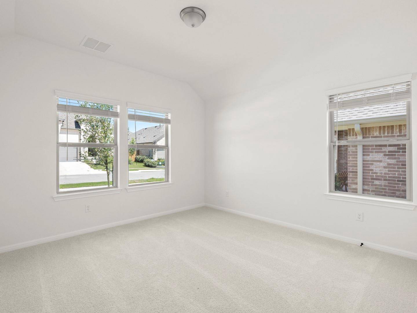 581 Biscayne Bay BND, Kyle, TX 78640