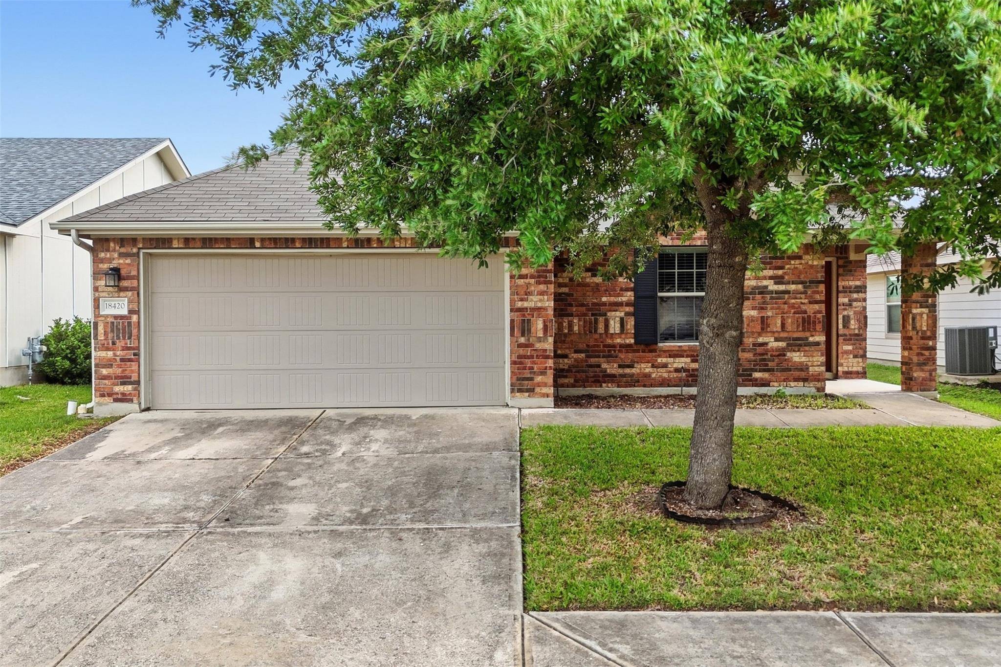 18420 Cloudmore LN, Elgin, TX 78621