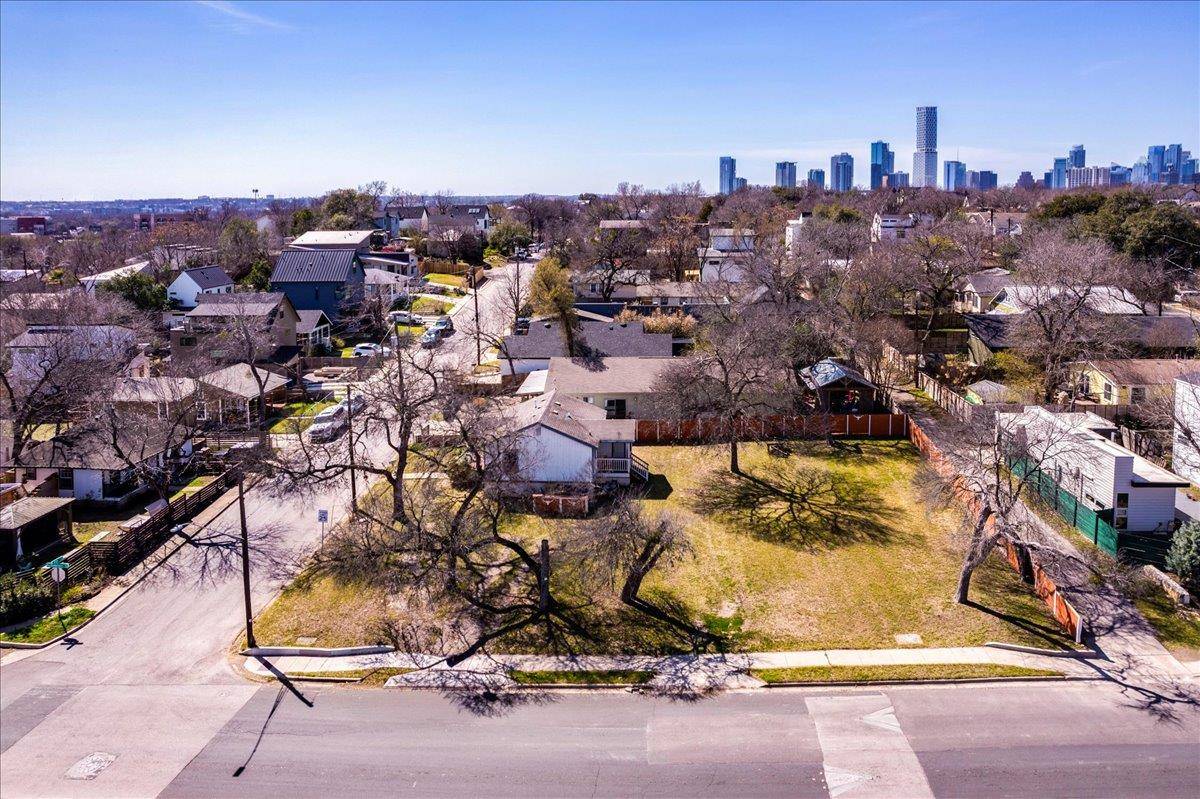 2512 E 9th ST, Austin, TX 78702