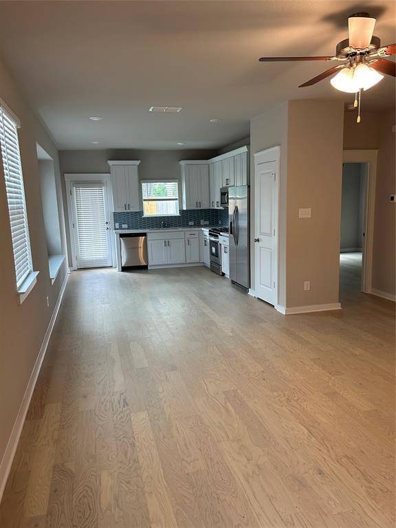 1603 Fenton Hill DR, Leander, TX 78641