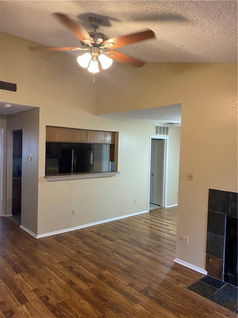 806 W 24th ST #308, Austin, TX 78705