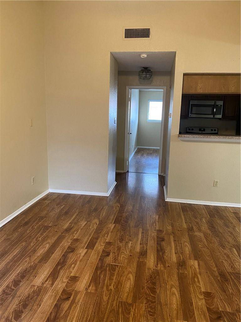 806 W 24th ST #308, Austin, TX 78705