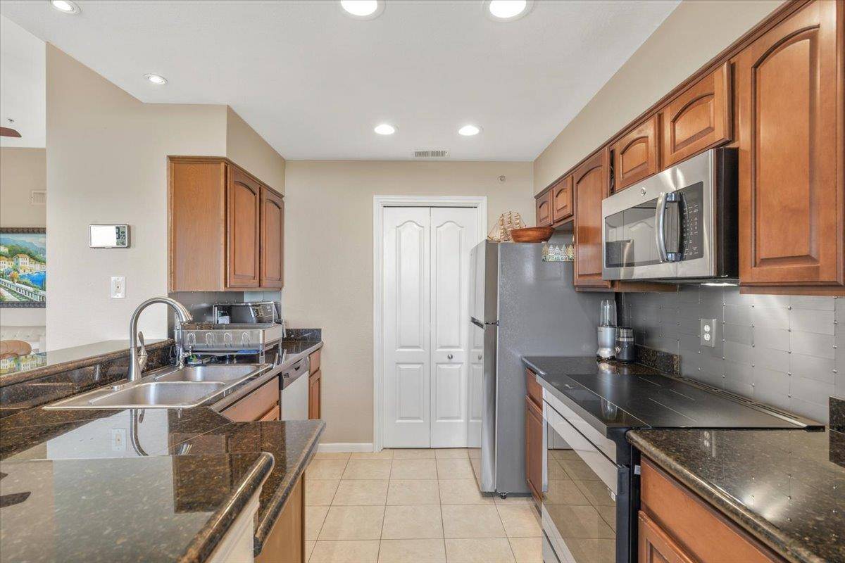 6000 Shepherd Mountain CV #618, Austin, TX 78730