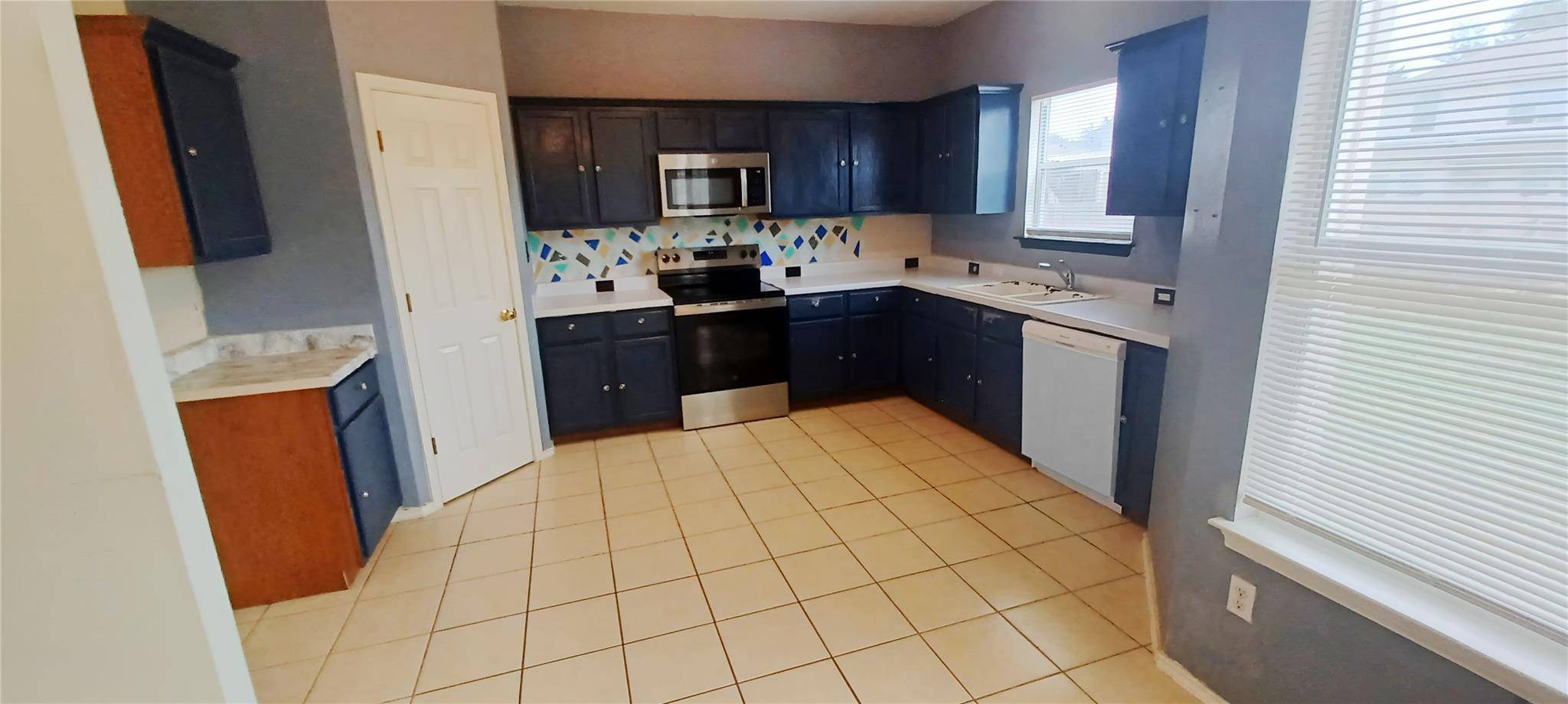 18101 Topsail ST, Manor, TX 78653