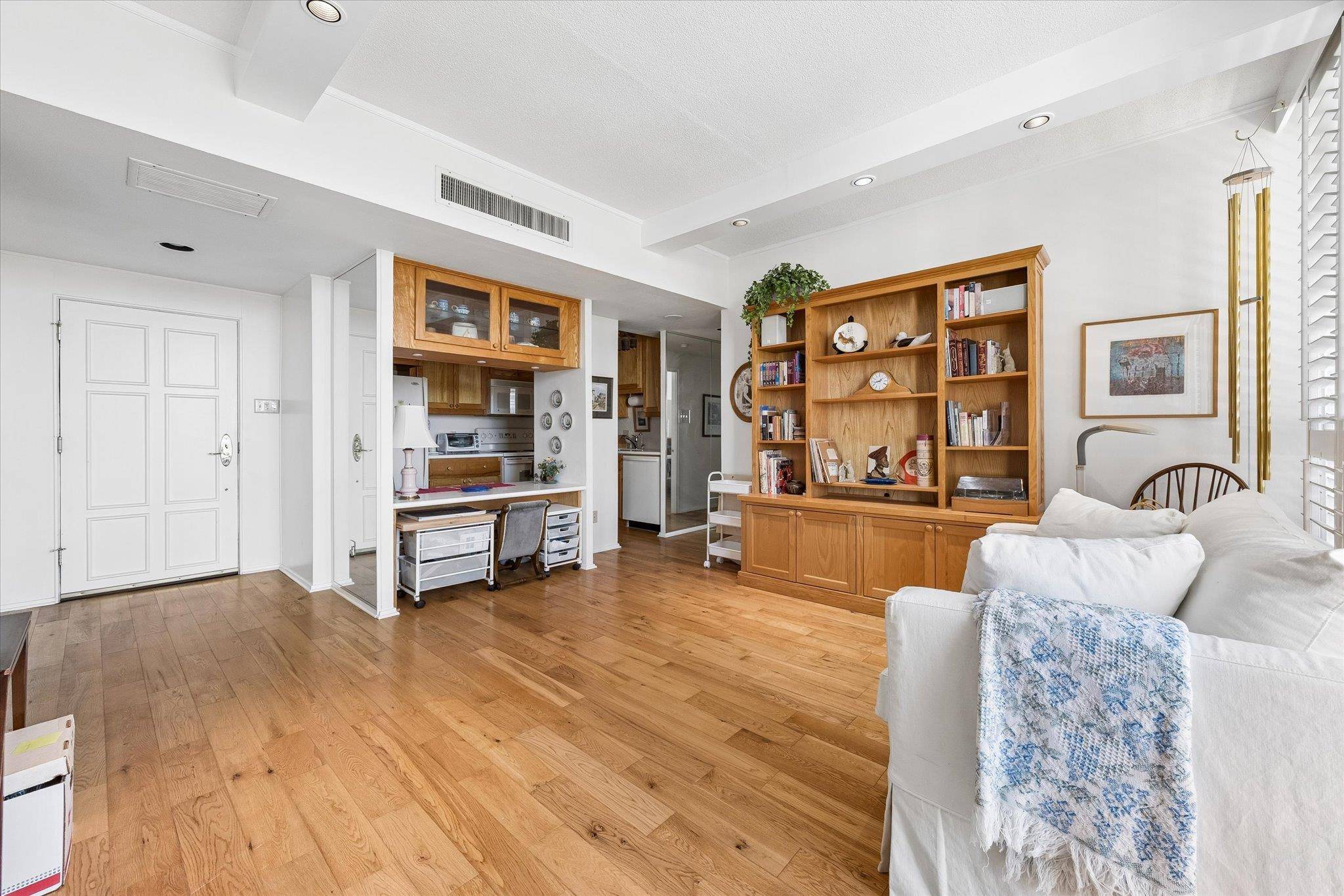 1801 Lavaca ST #3M, Austin, TX 78701