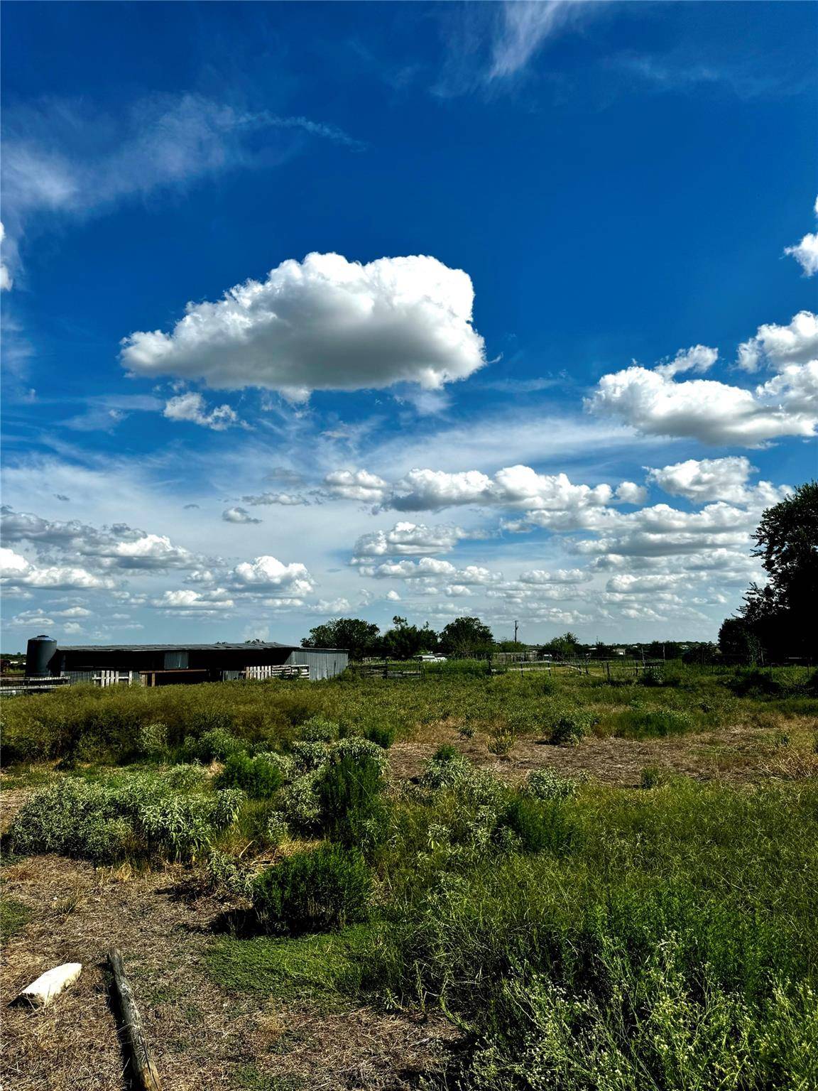 386 3G RD, Kyle, TX 78640