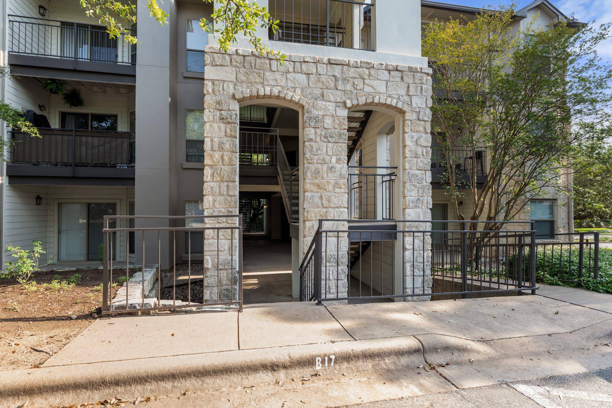 6000 Shepherd Mountain CV #219, Austin, TX 78730