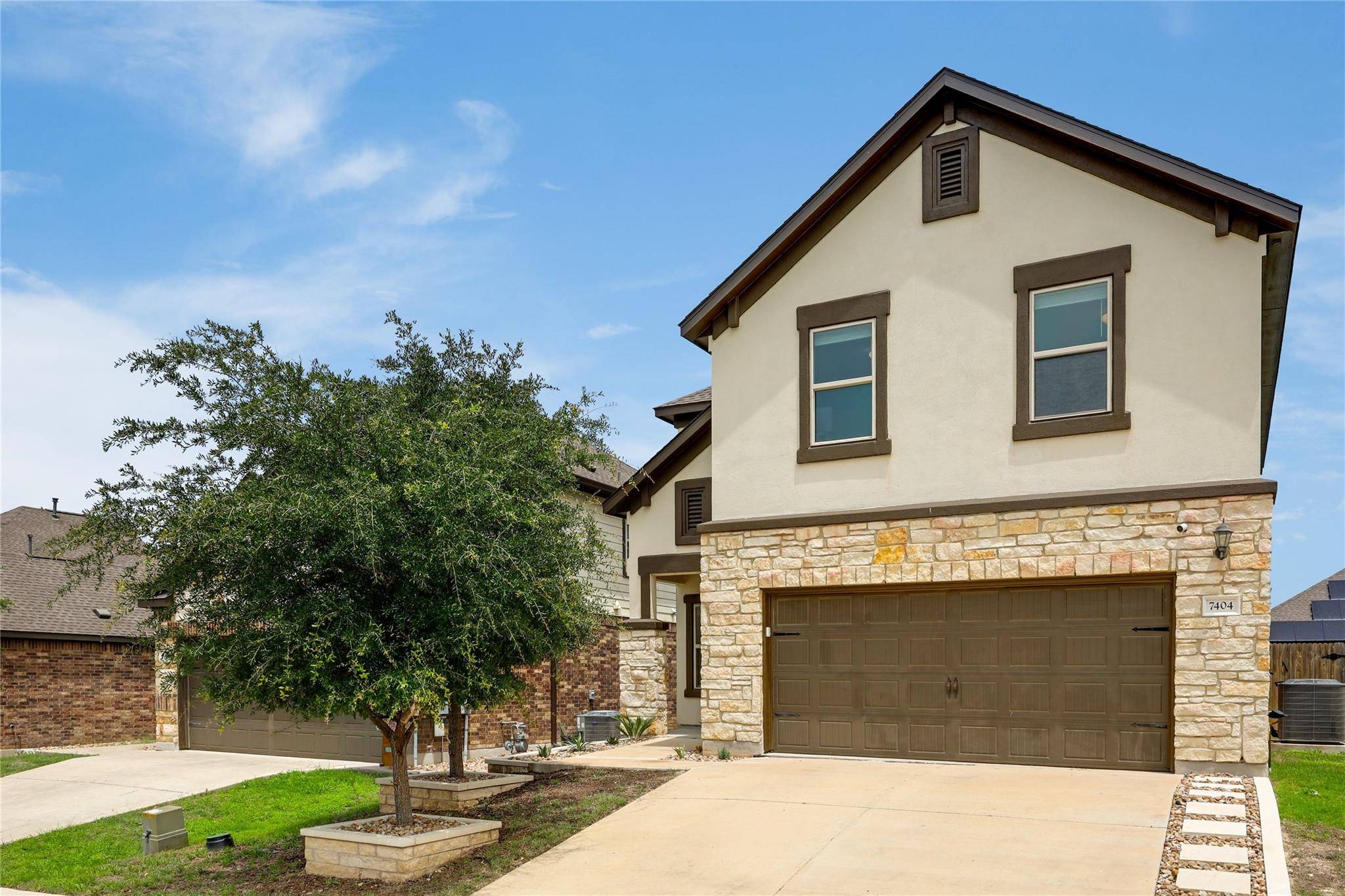 7404 Albany DR, Austin, TX 78754