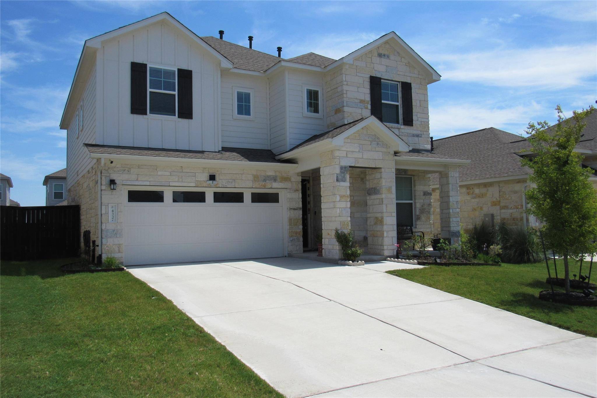 4337 Chapel Hill ST, Round Rock, TX 78665