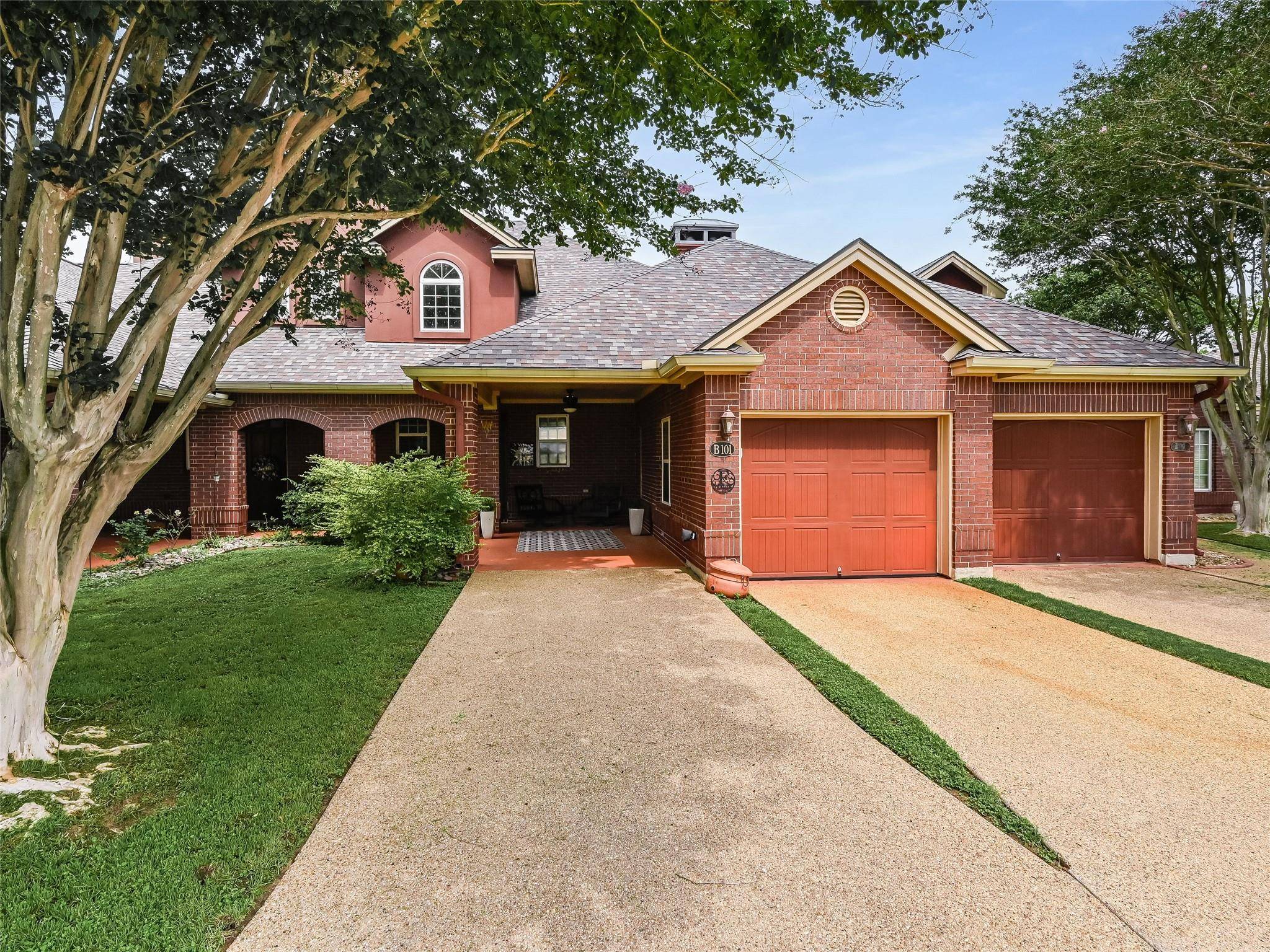 539 Colovista PKWY #B101, Bastrop, TX 78602