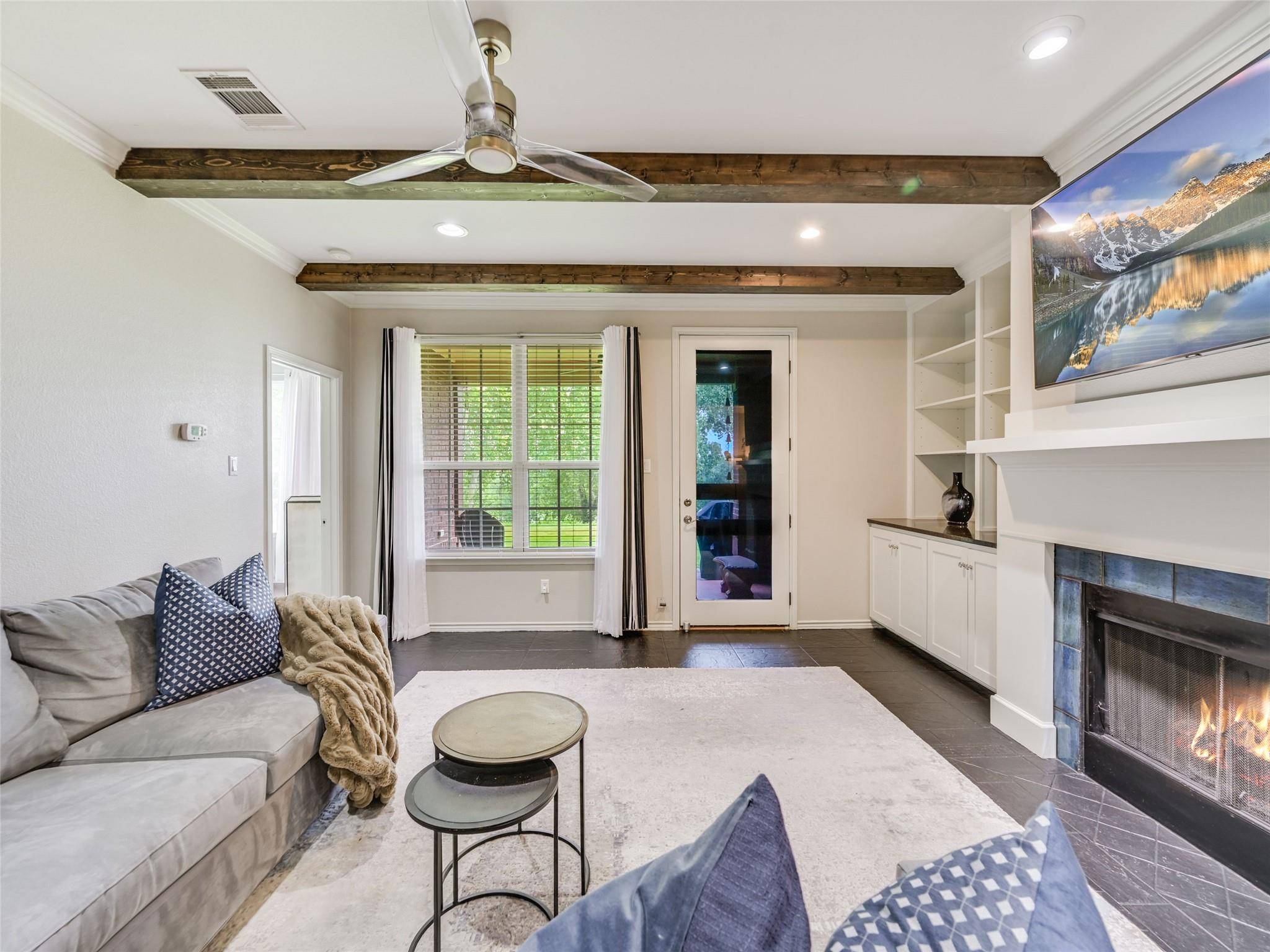 539 Colovista PKWY #B101, Bastrop, TX 78602