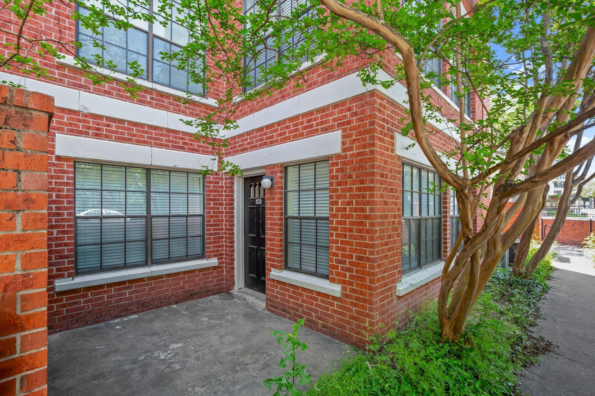 712 W 21st ST #101, Austin, TX 78705