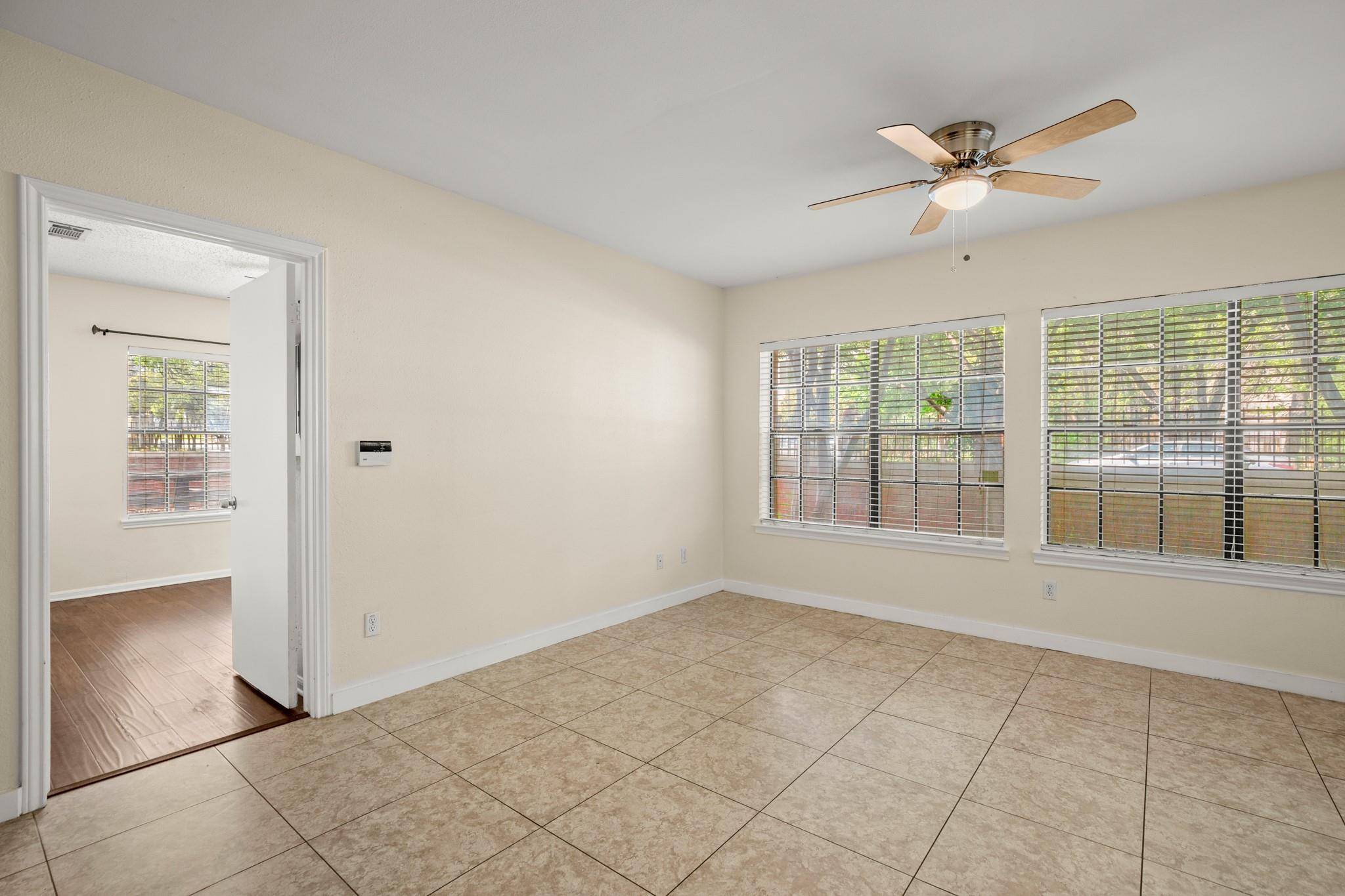 712 W 21st ST #101, Austin, TX 78705