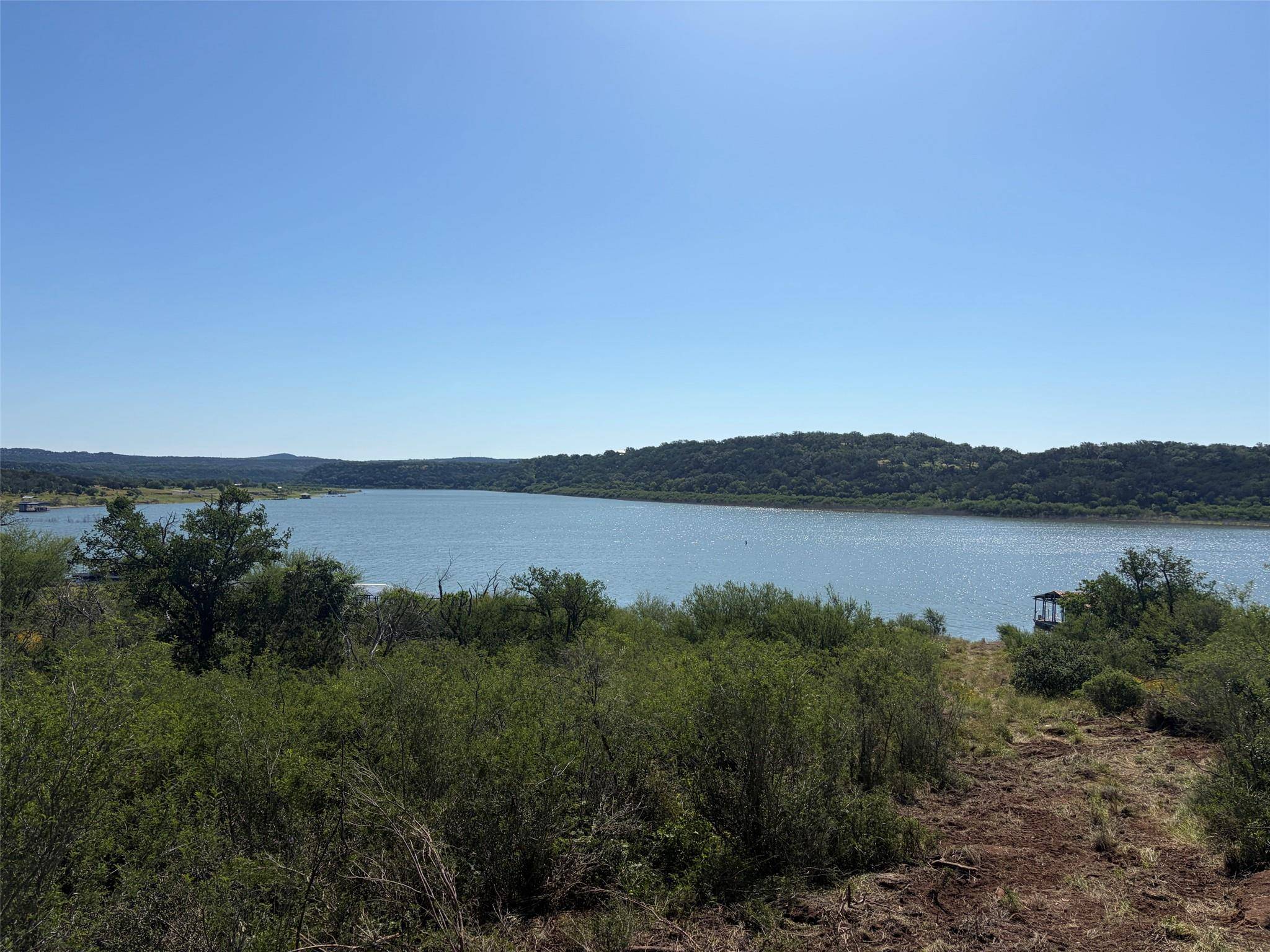 127 Lake View DR, Spicewood, TX 78669