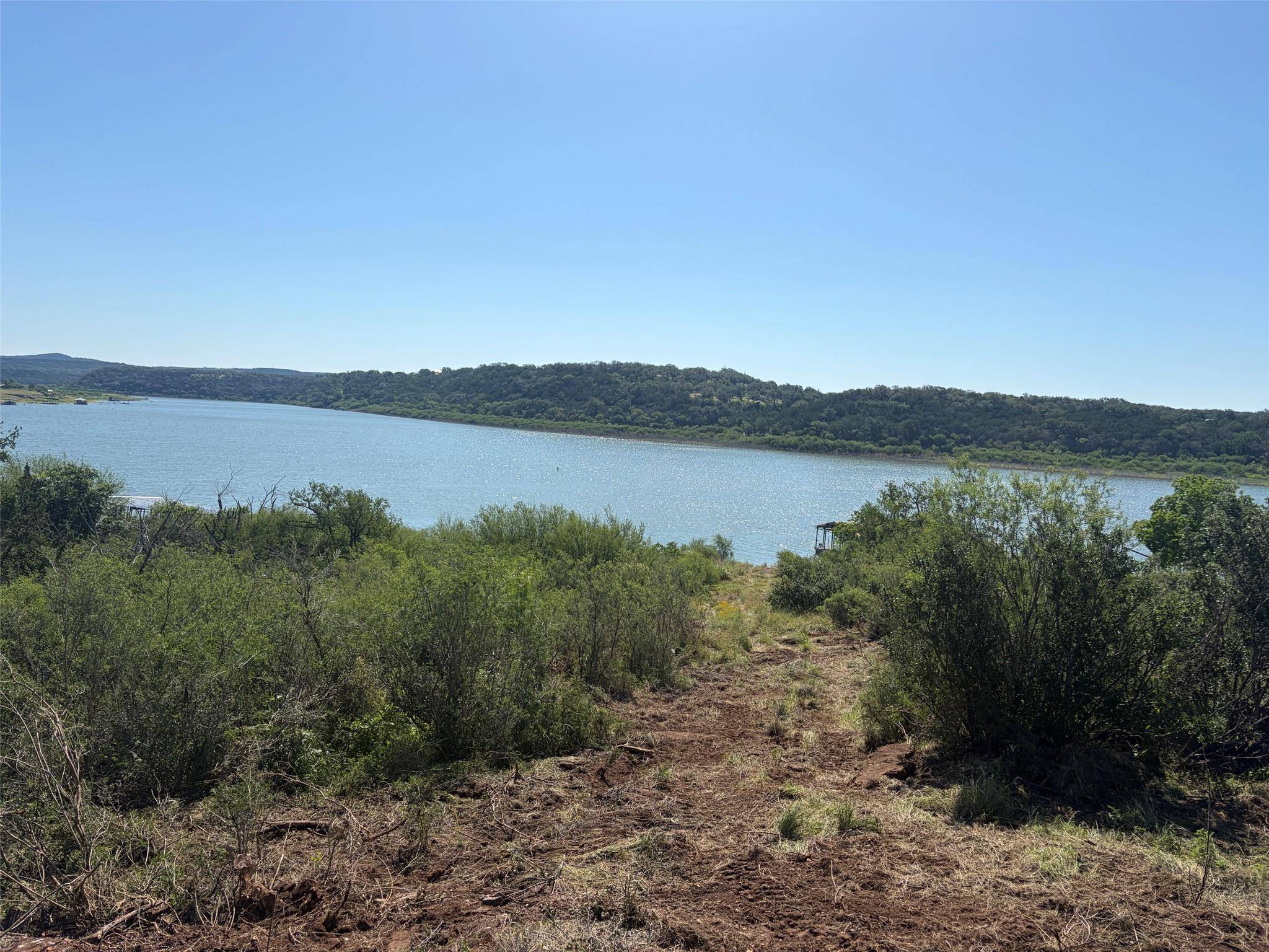 127 Lake View DR, Spicewood, TX 78669