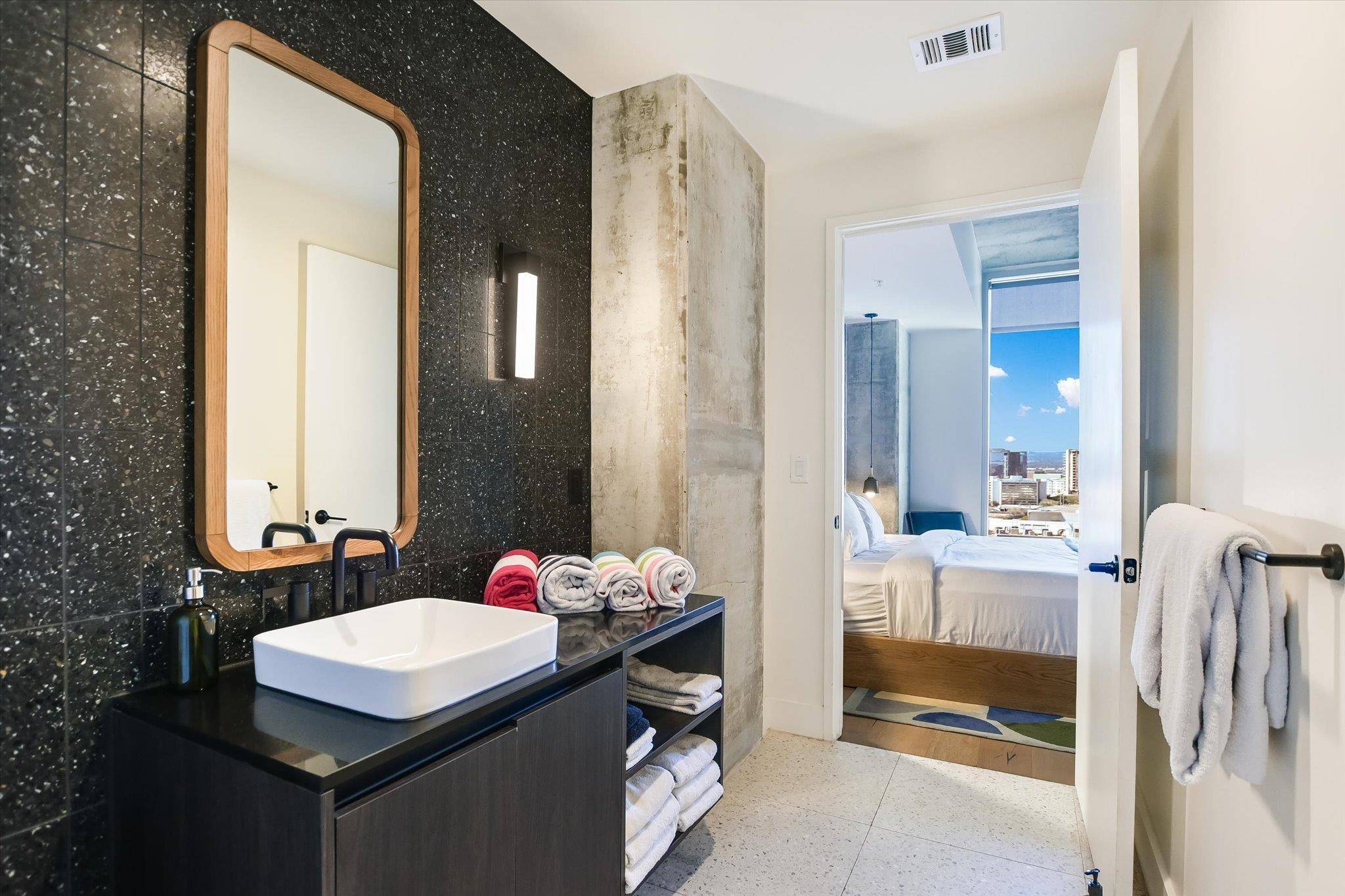 48 East Ave #1711, Austin, TX 78701