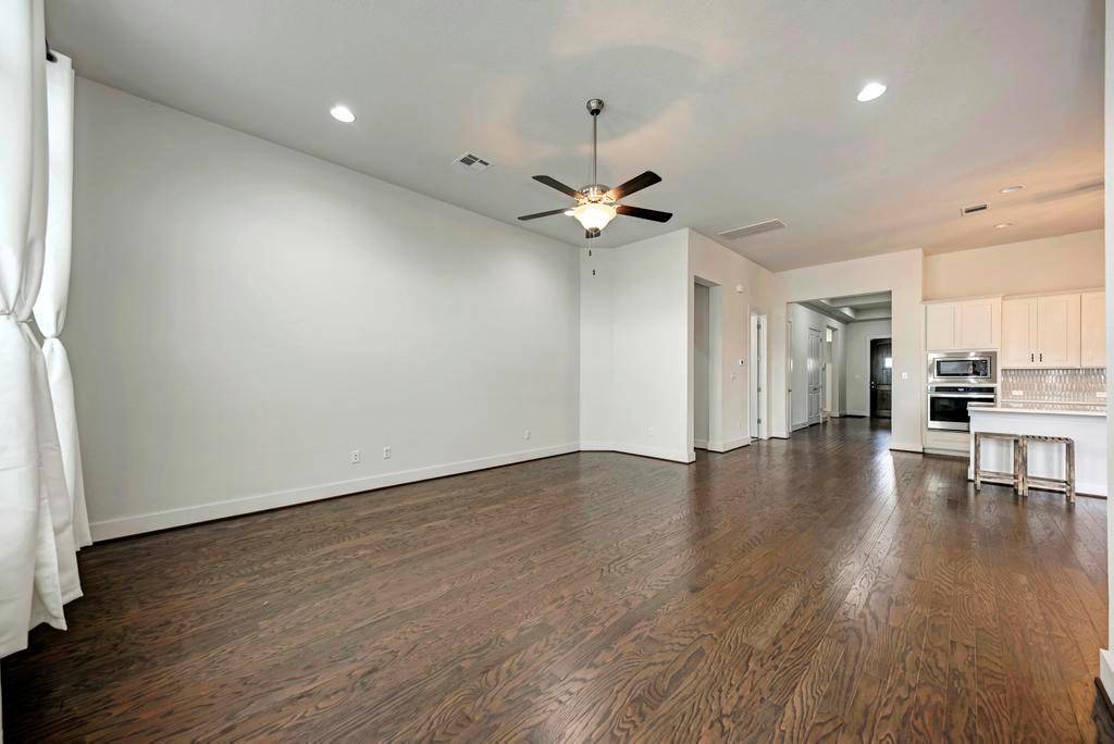 1104 Almeria BND, Leander, TX 78641