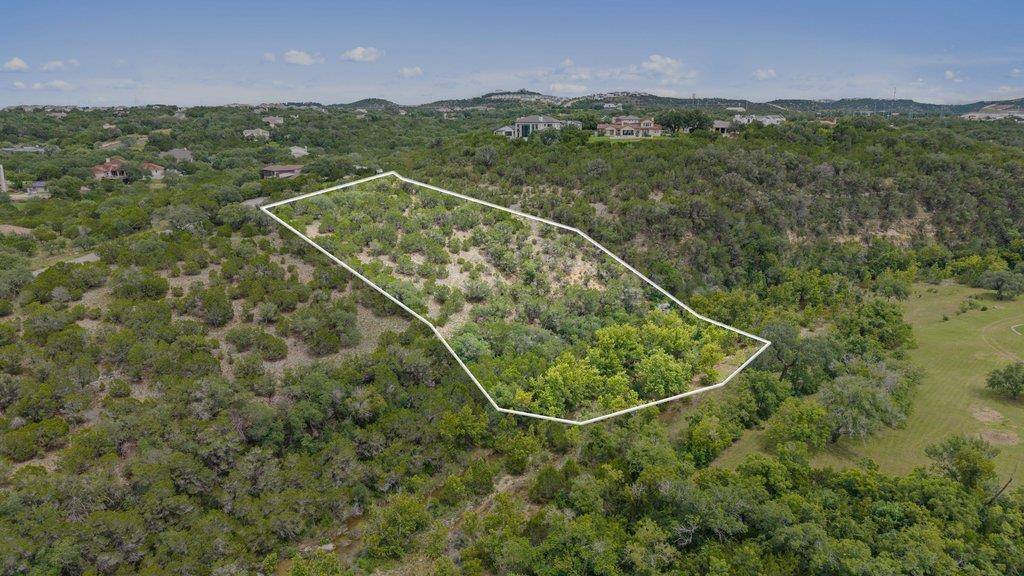 19401 Tessa Heights LN, Spicewood, TX 78669