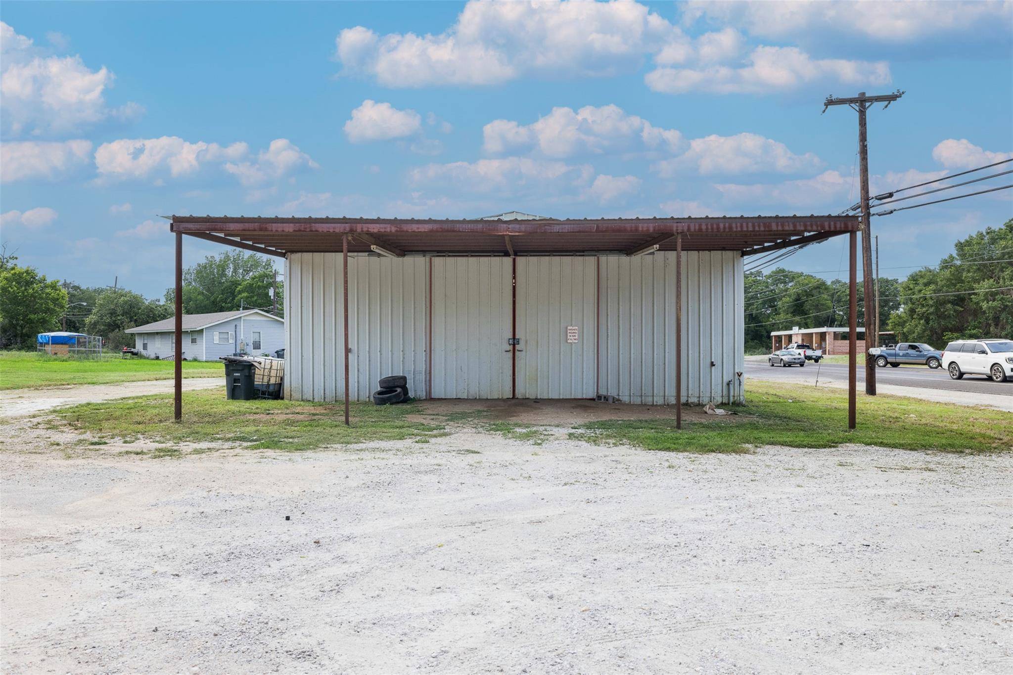 585 State Highway 36 N, Caldwell, TX 77836