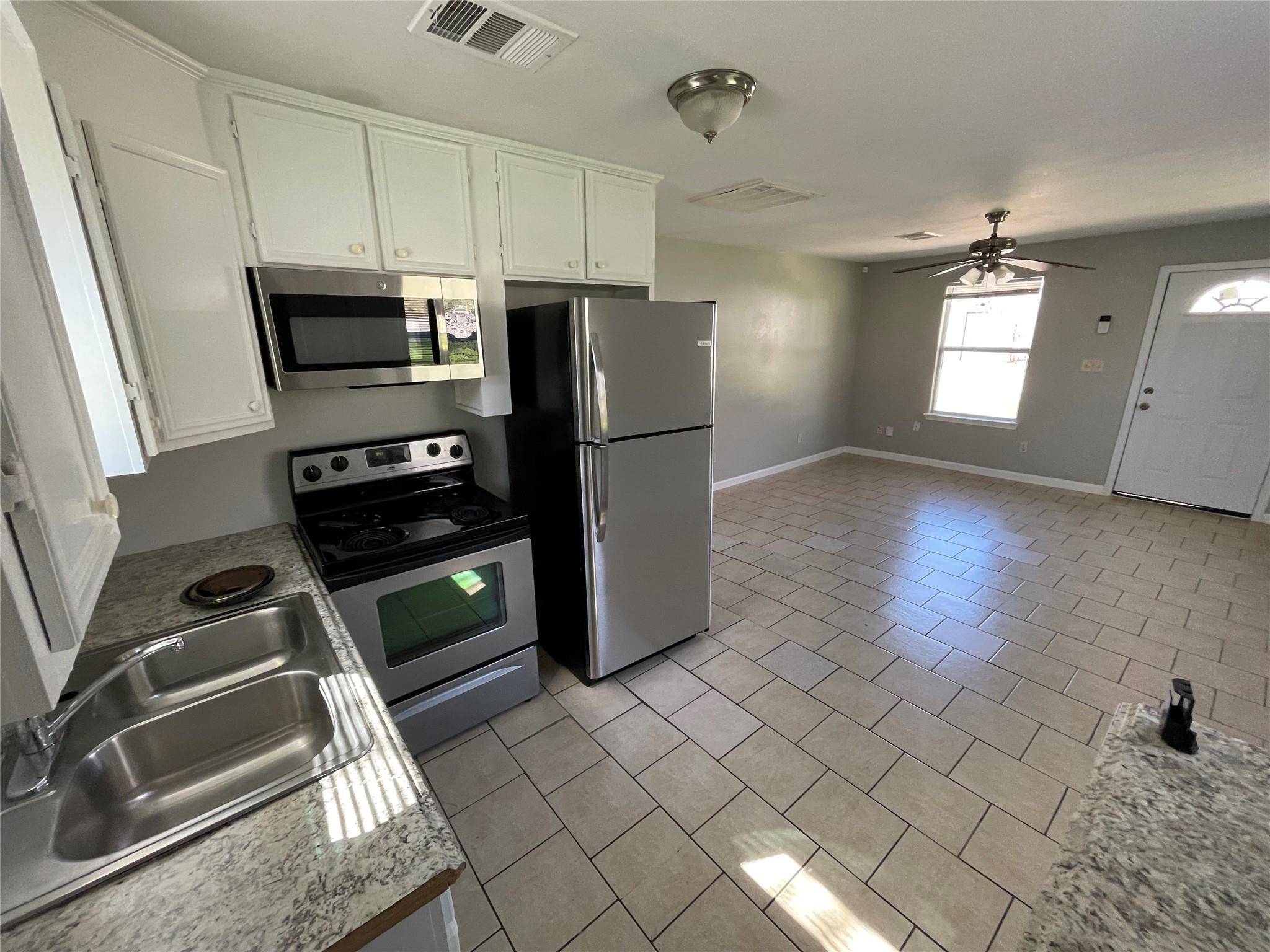 1041 Lott Ave, Austin, TX 78721