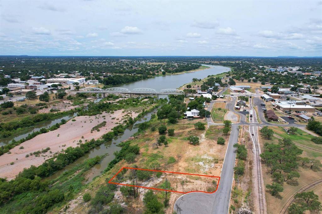 006 Walden WAY, Llano, TX 78643
