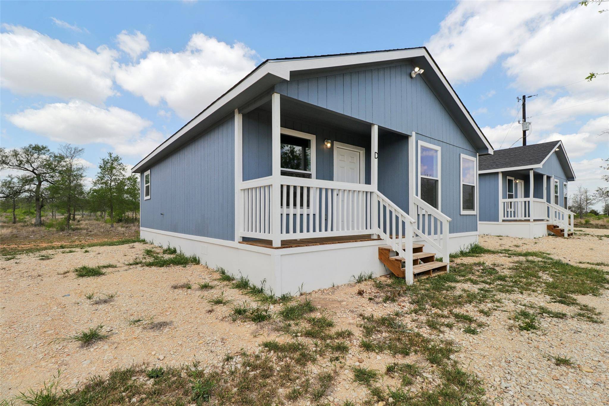 1087 Schubert LN #D, Kyle, TX 78640