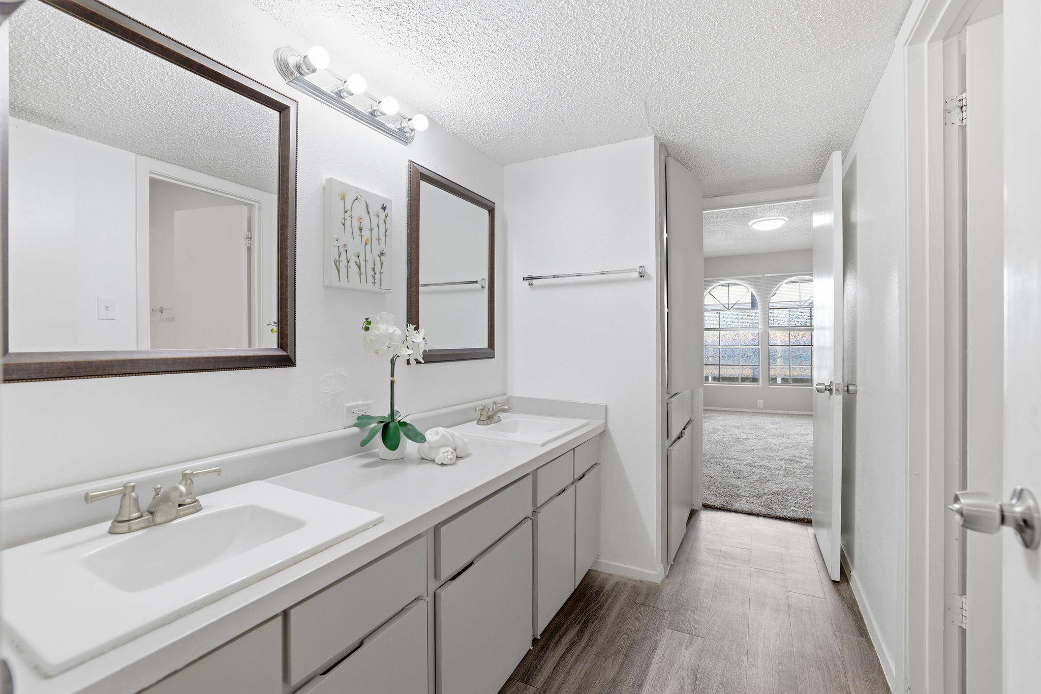 101 E 33rd ST #206, Austin, TX 78705
