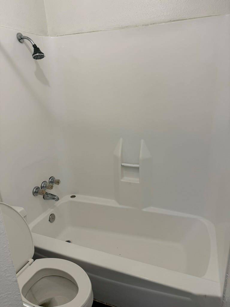 2124 Burton DR #251, Austin, TX 78741