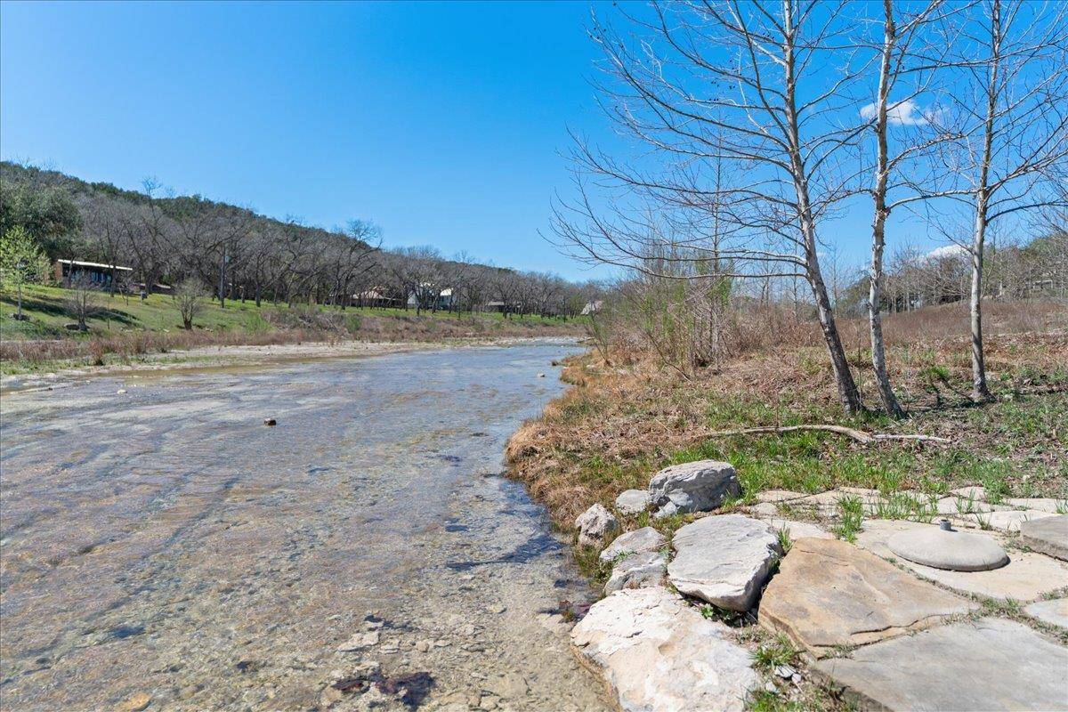 2400 Flite Acres RD, Wimberley, TX 78676