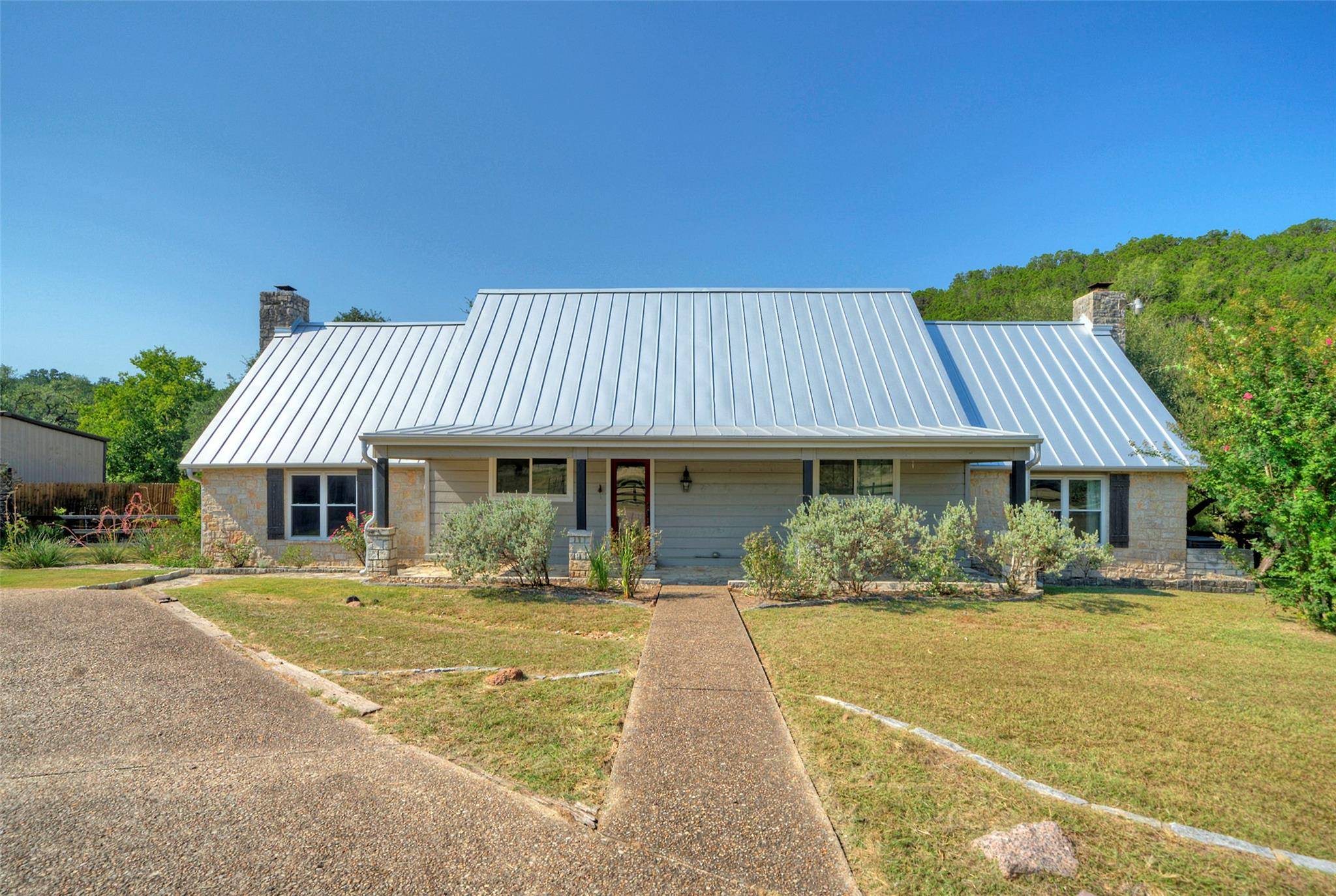 101 Arrowlake RD, Wimberley, TX 78676