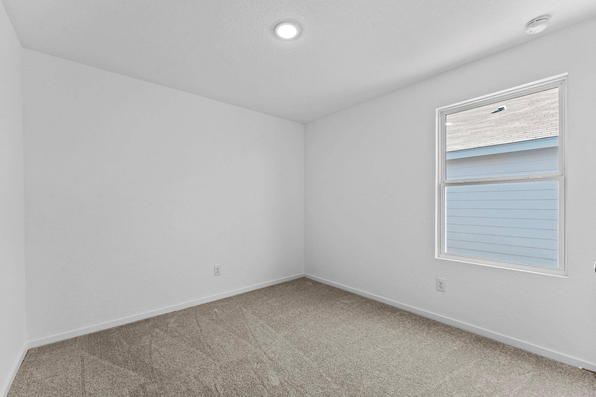 129 Alameda DR, Fredericksburg, TX 78624