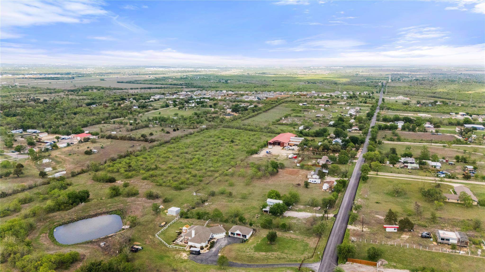 8802 Evelyn RD, Buda, TX 78610