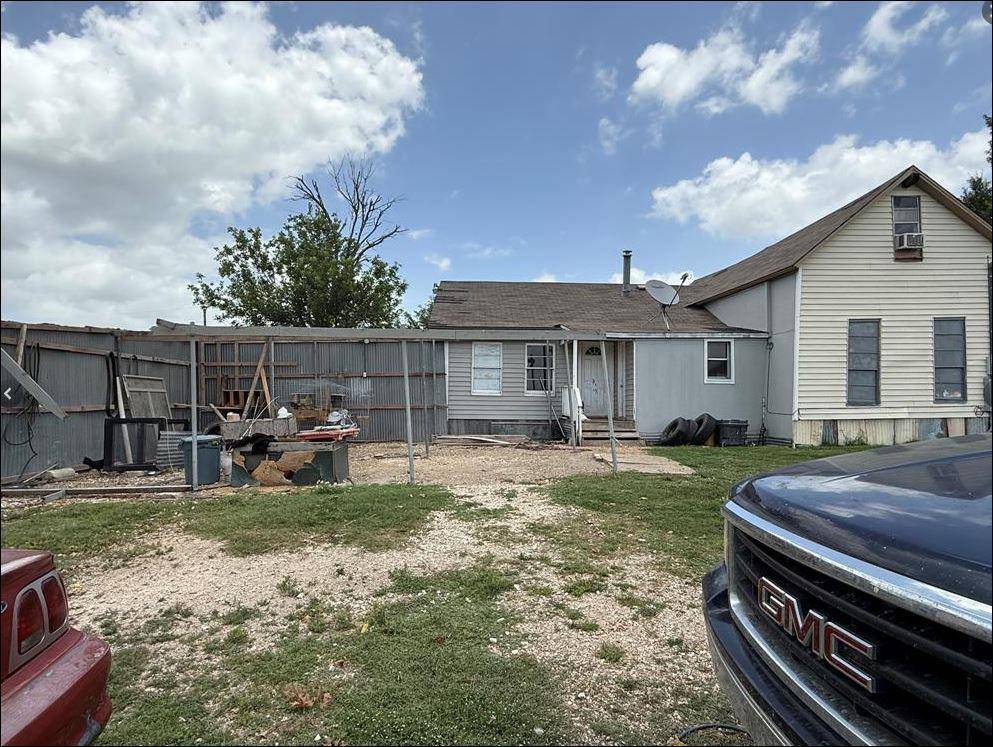 18543 Cyclone Branch RD, Burlington, TX 76519