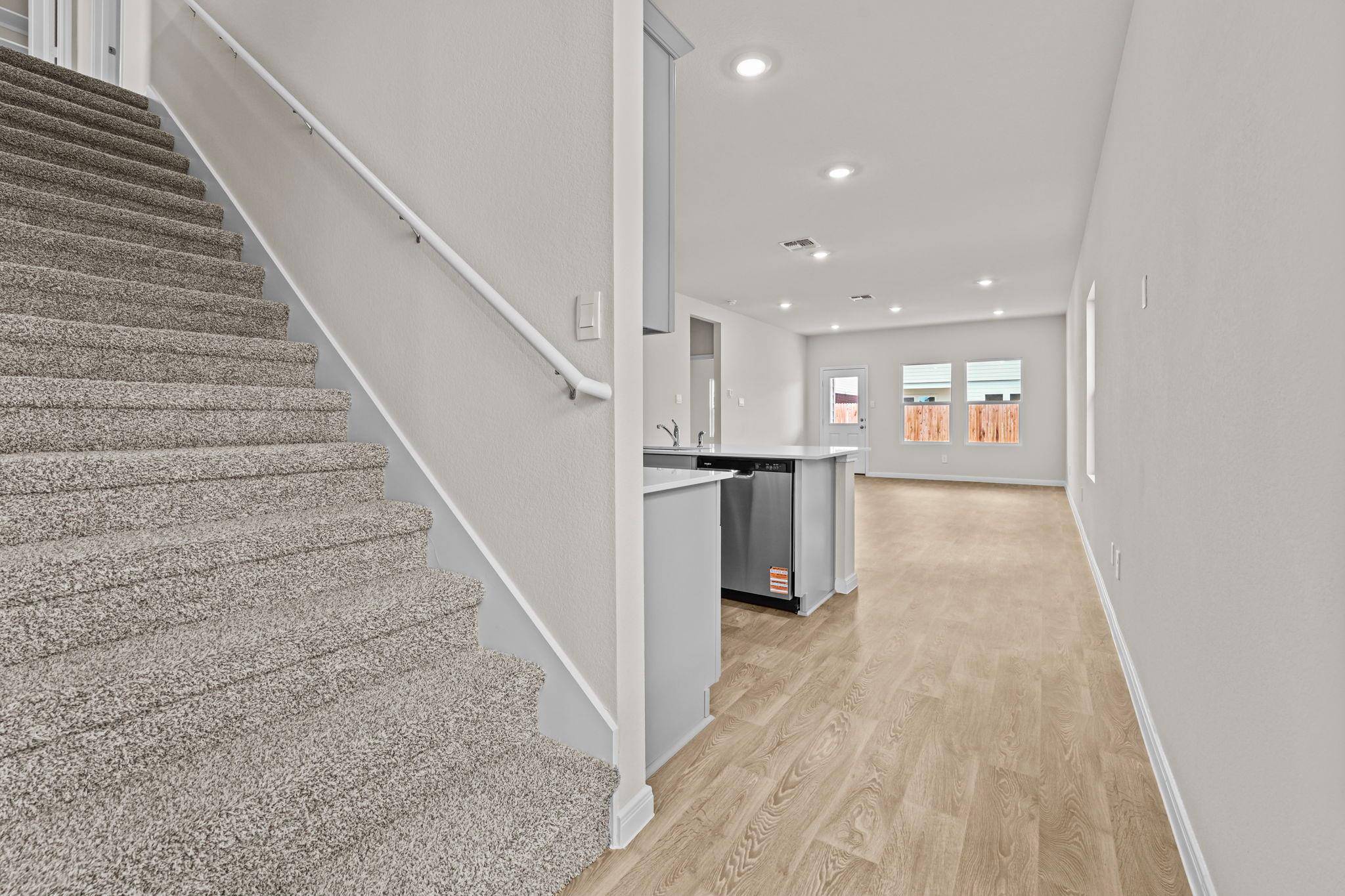 313 NEW ALBANY LN, San Marcos, TX 78666