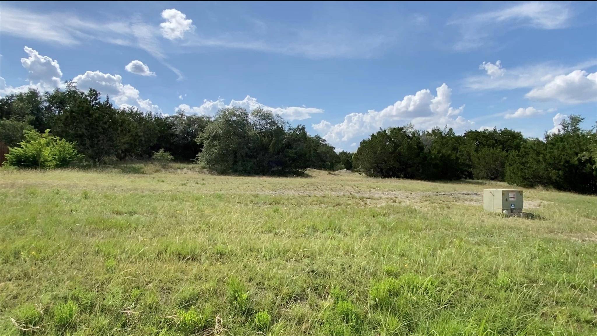 104 S Meadowlark ST, Lakeway, TX 78734