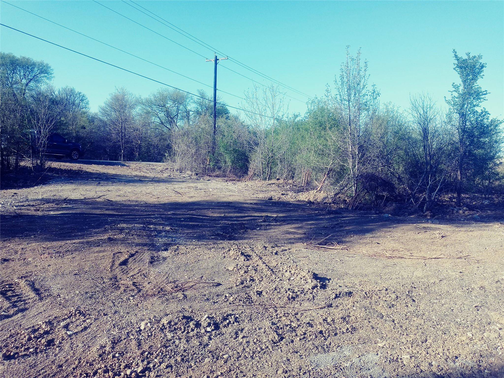8818 Elroy RD, Del Valle, TX 78617