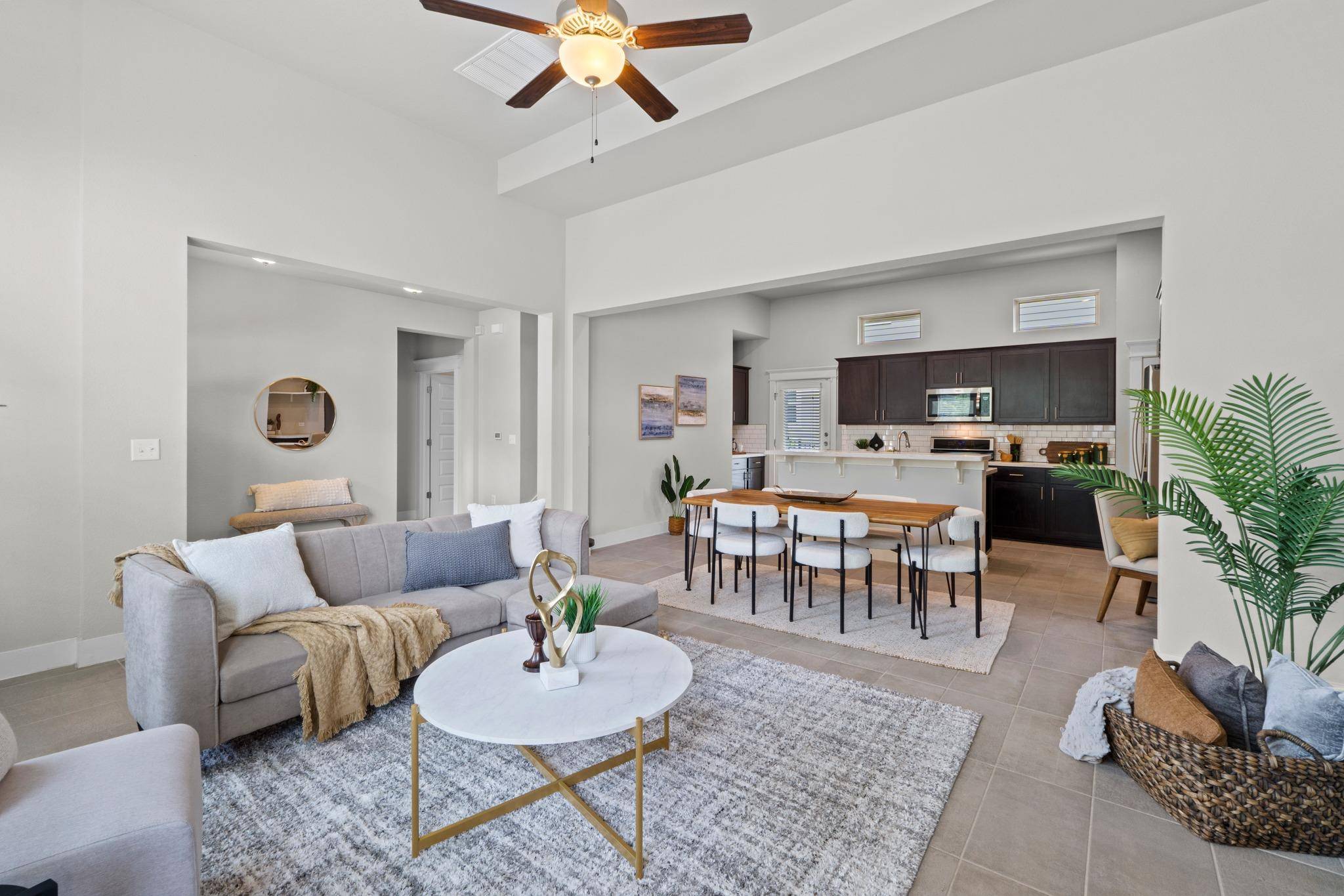 10513 Larue PASS #42, Austin, TX 78717